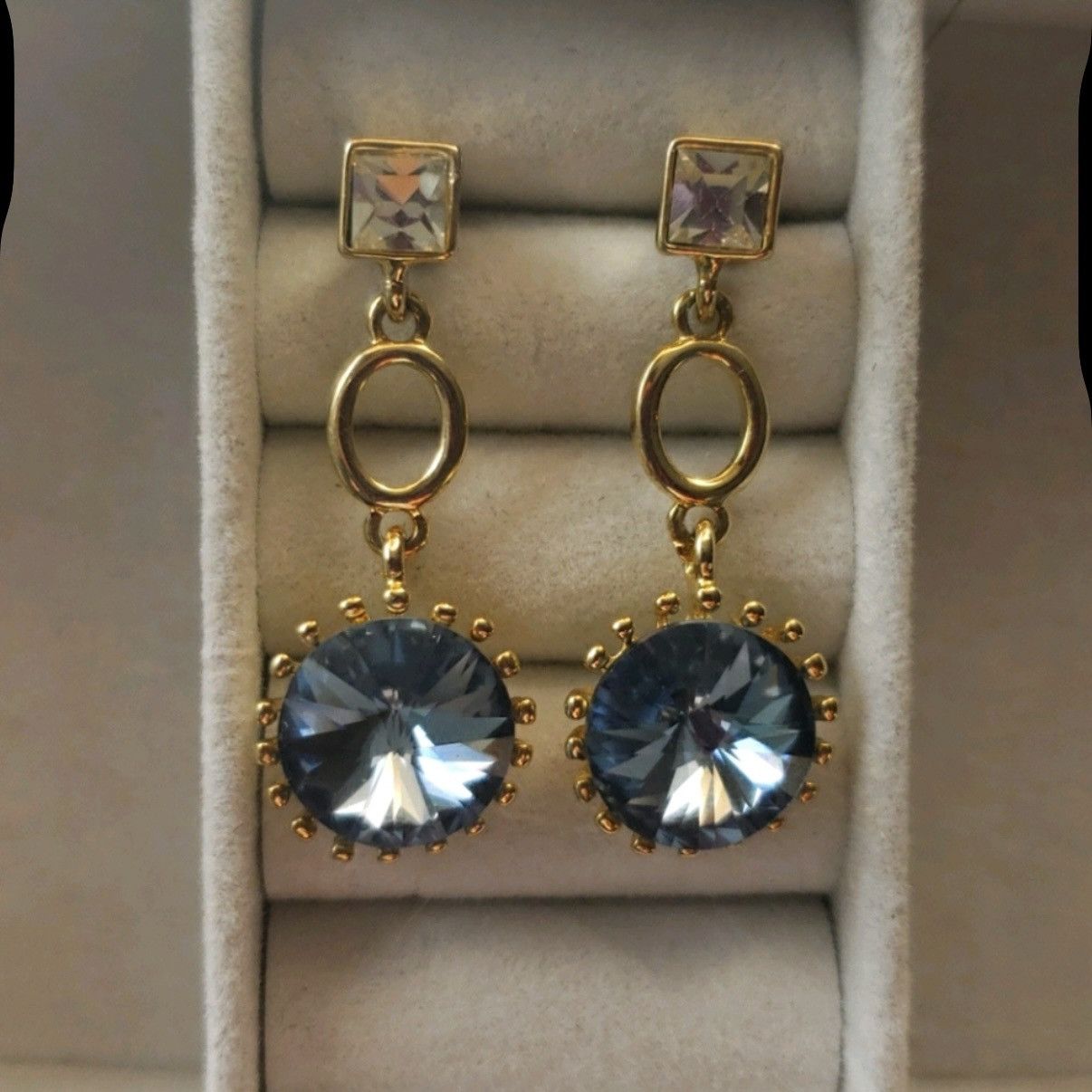 Other Beautiful Dangling Earrings Size ONE SIZE - 3 Thumbnail
