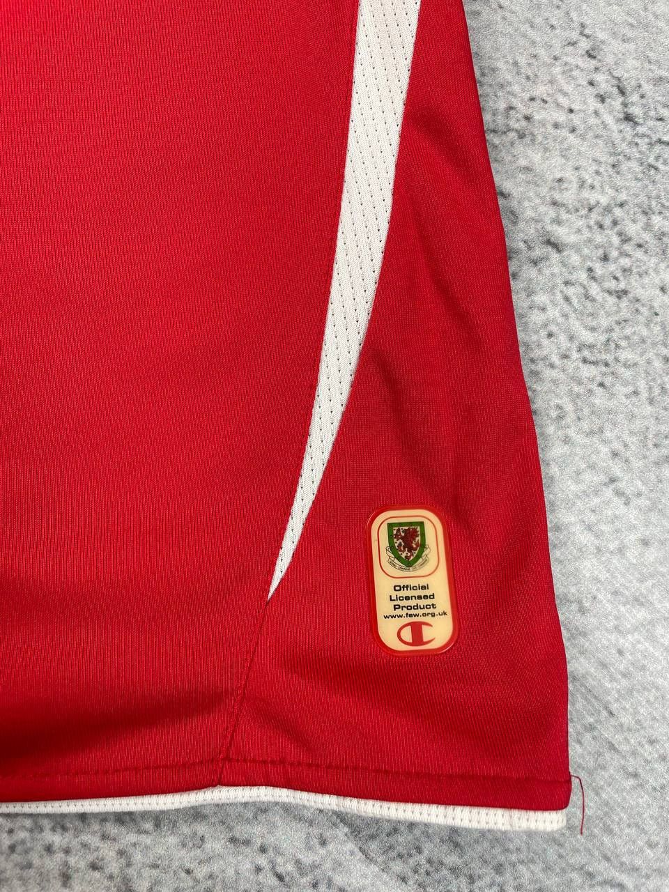 Champion × Vintage 2008-10 Wales Champion Home Shirt Size US XL / EU 56 / 4 - 5 Thumbnail