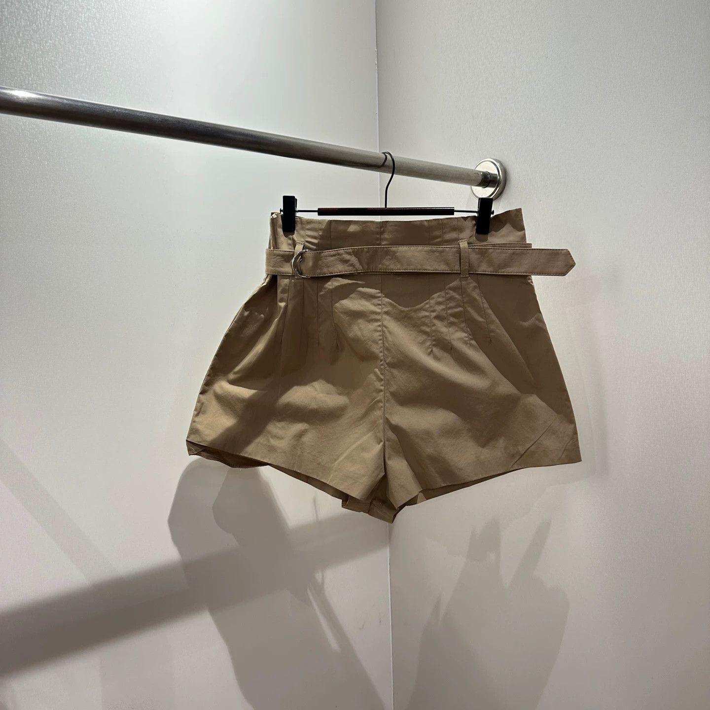Prada Prada may439 Khaki Belted Cotton Shorts 40S Size 27" / US 4 / IT 40 - 1 Thumbnail