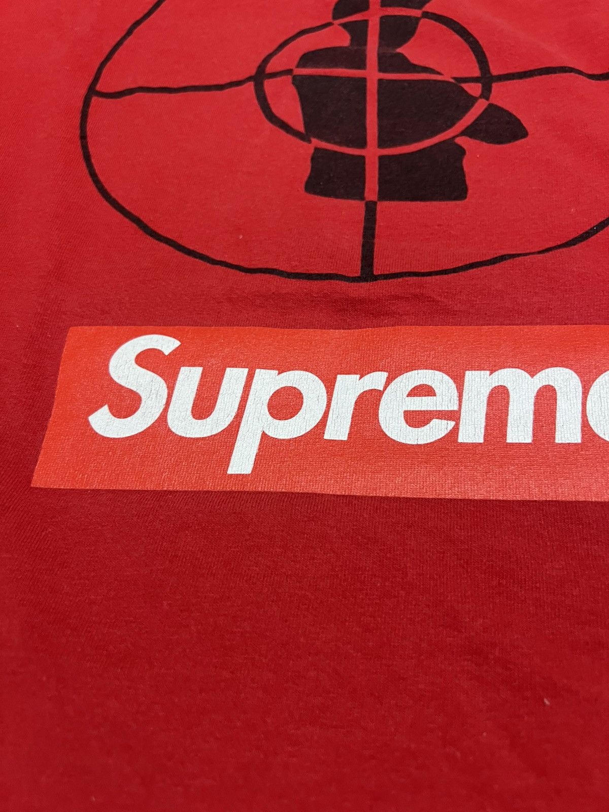 Supreme 🔥 SUPREME PUBLIC ENEMY MENS XL RED TARGET T 8/10 easy🔥 Size US XL / EU 56 / 4 - 2 Thumbnail