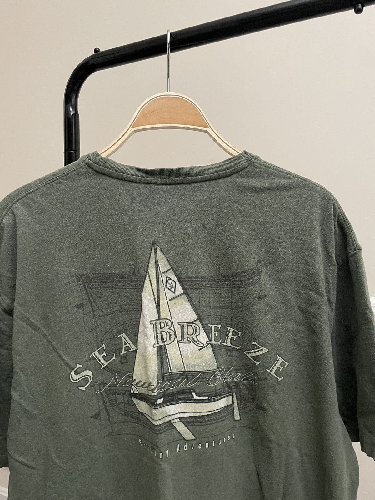 Vintage Vintage Y2K Boat Graphic Tee Shirt Unsoundrags Hanes Size US L / EU 52-54 / 3 - 5 Thumbnail