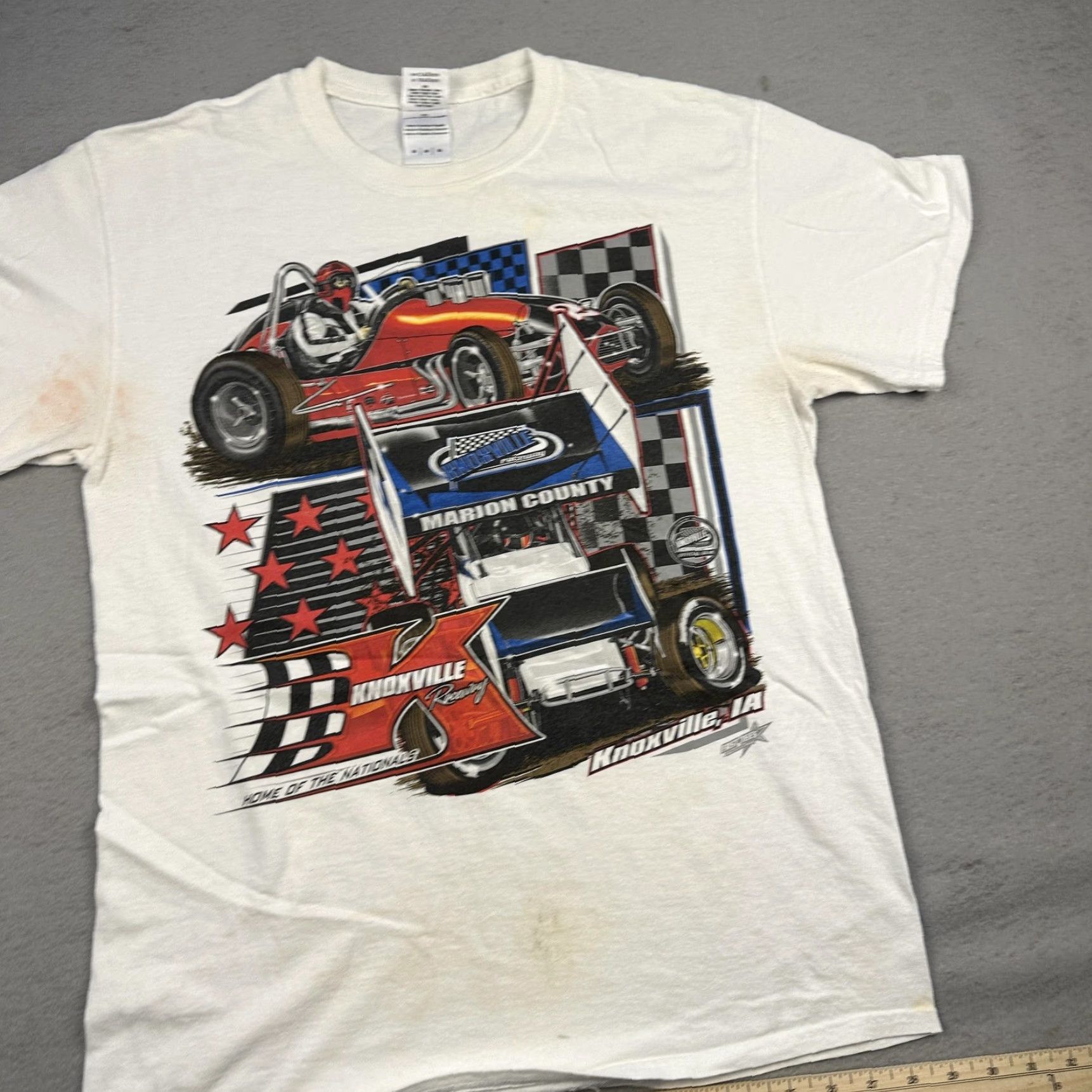 Gildan VINTAGE Knoxville Raceway Subway Graphic Shirt Mens Medium White Sprint Car Racing Tee Size US M / EU 48-50 / 2 - 5 Thumbnail