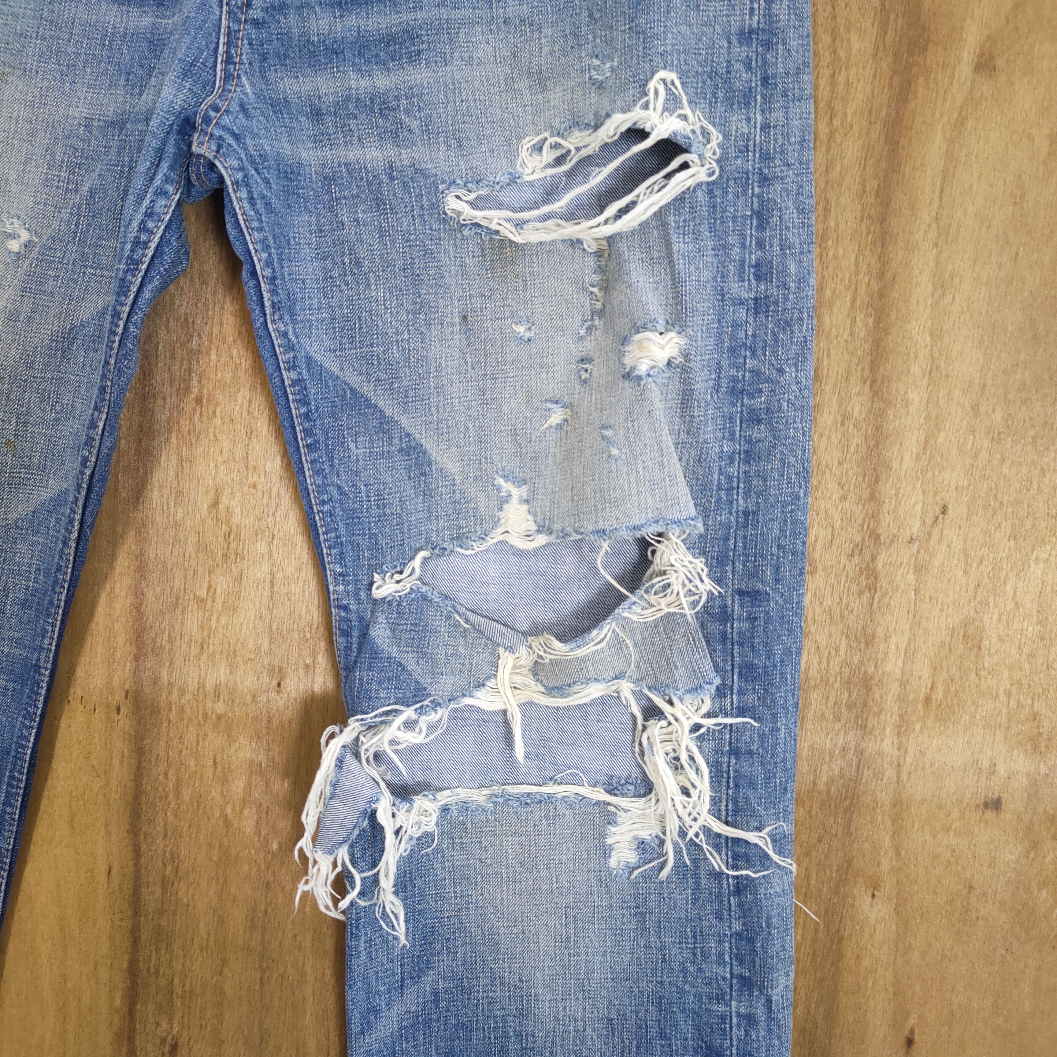 Japanese Brand 💥SICK💥 VINTAGE RNA DISTRESSED FADED JEANS PANTS Size US 32 / EU 48 - 7 Thumbnail