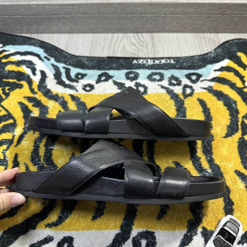 Louis Vuitton Louis Vuitton Comfortable Black Slide Sandals for Men - Size US 7.5 / EU 40-41 - 7 Thumbnail