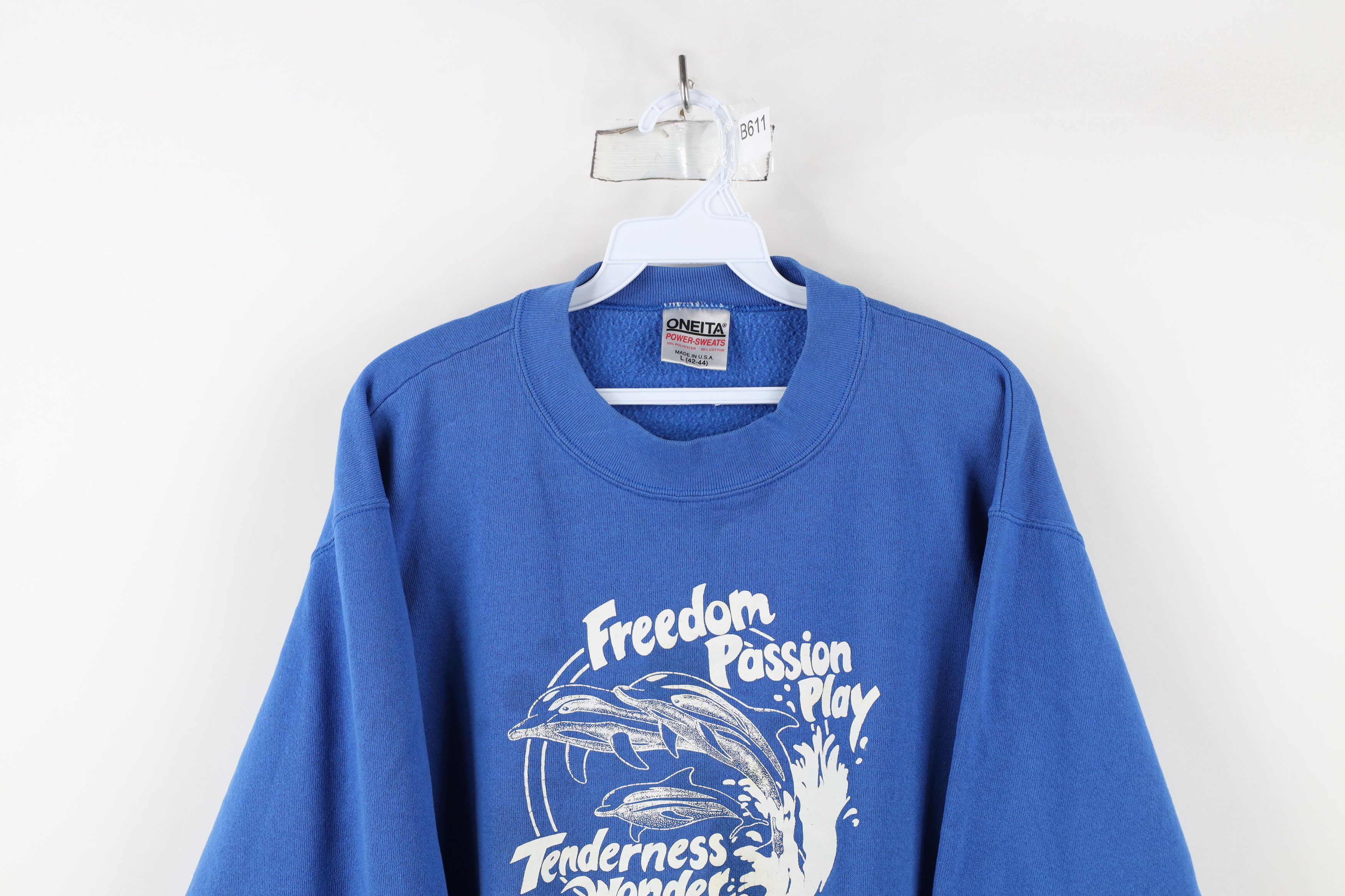 Vintage Vintage 90s Streetwear Free Willy Orca Whales Sweatshirt USA Size L / US 10 / IT 46 - 2 Thumbnail