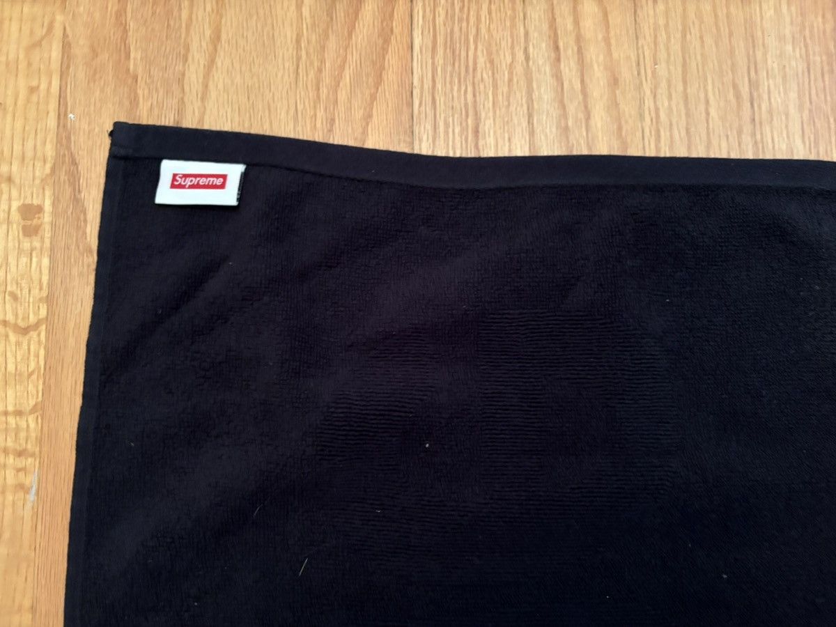 Supreme Supreme Tonal Logo Towel Size ONE SIZE - 3 Thumbnail