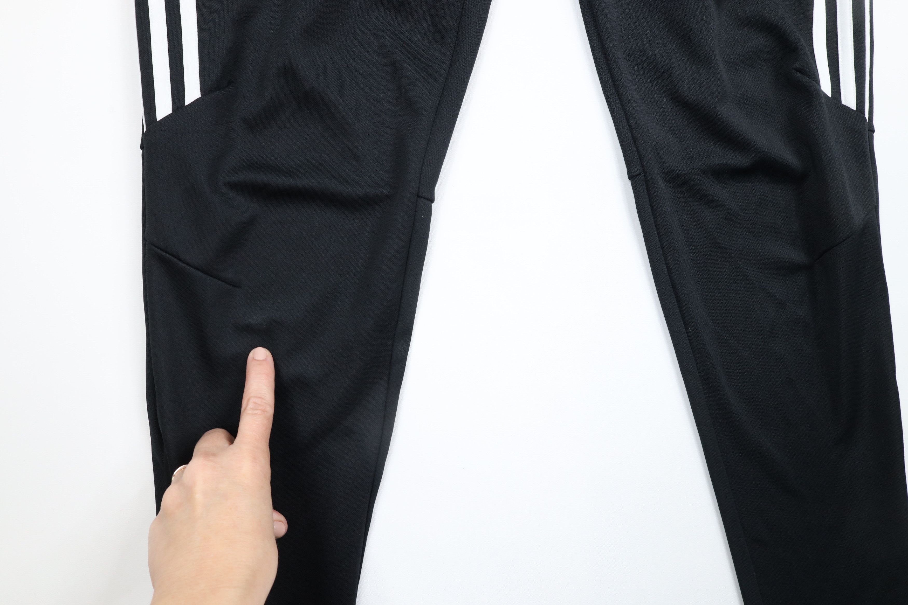 Adidas × Vintage Vintage Adidas Out Striped Tapered Leg Soccer Pants Black Size US 34 / EU 50 - 5 Thumbnail
