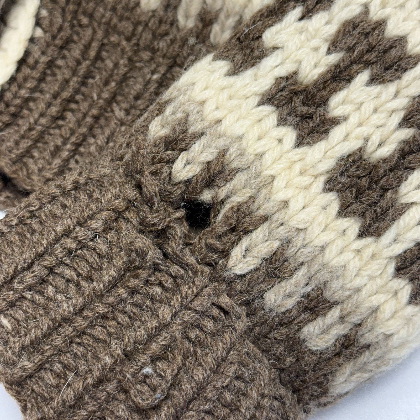 Vintage Vintage Cowichan Knit Sweater Womens Button Up Johnathan Ste Size S / US 4 / IT 40 - 11 Thumbnail