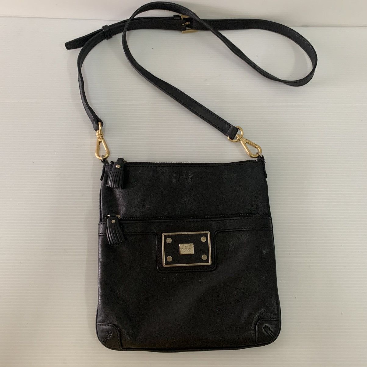 Anya Hindmarch Anya Hindmarch Black Leather Slinngbag Size ONE SIZE - 1 Thumbnail
