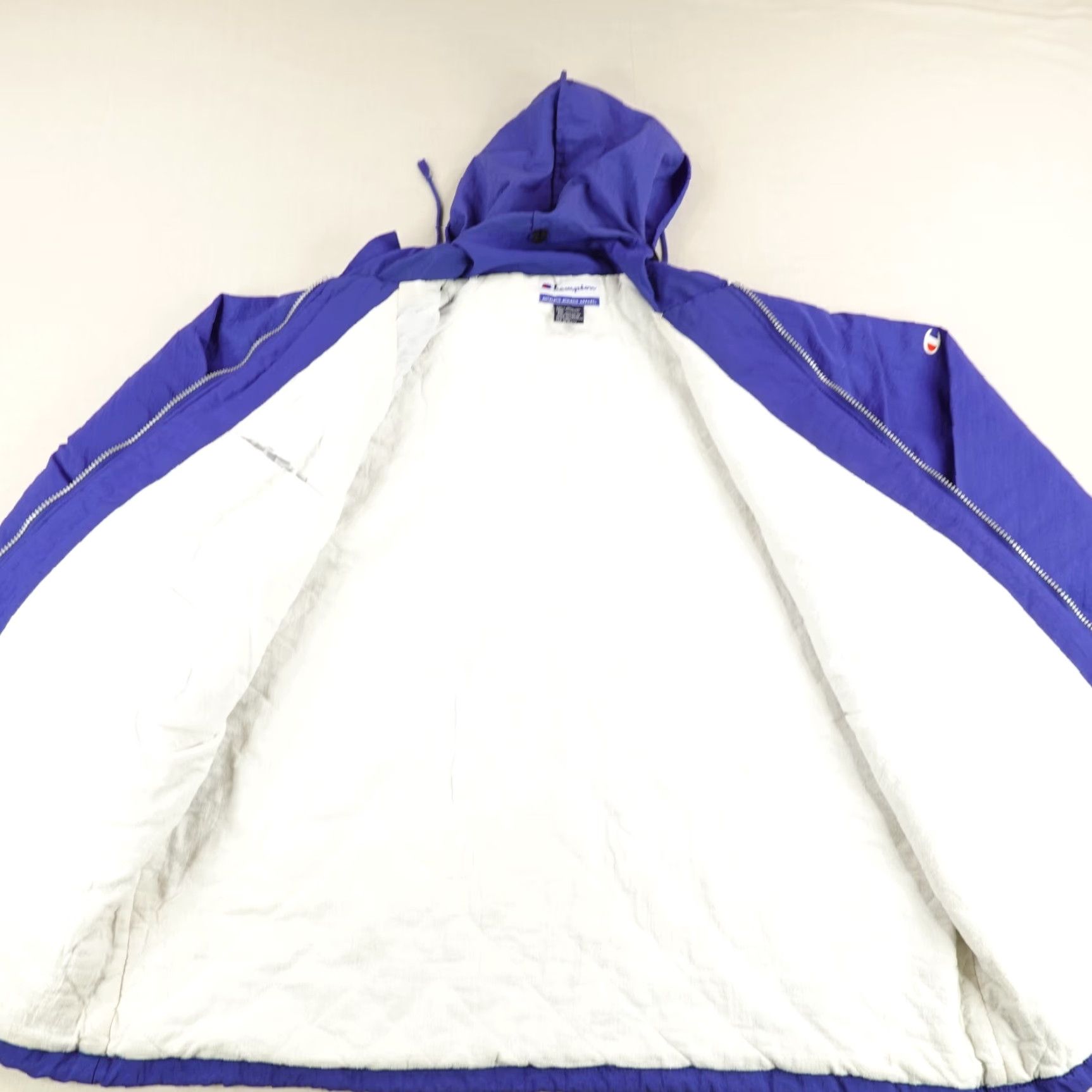 Champion VINTAGE Champion Reno Huskies Jacket Mens XL Blue Windbreaker Quilted 90s Football Logo Zip Hooded Full Zip Lined Windproof Pockets Casual Travel Size US XL / EU 56 / 4 - 5 Thumbnail