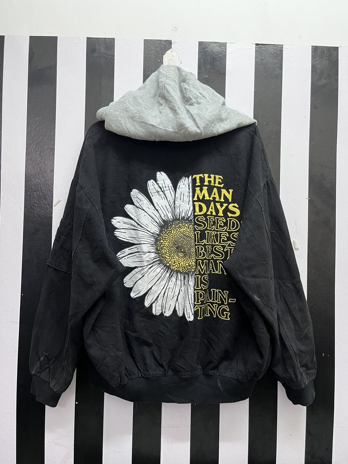 Japanese Brand Sunflower Hoodie Long Sleeve Pullover Floral Size US L / EU 52-54 / 3 - 1 Thumbnail