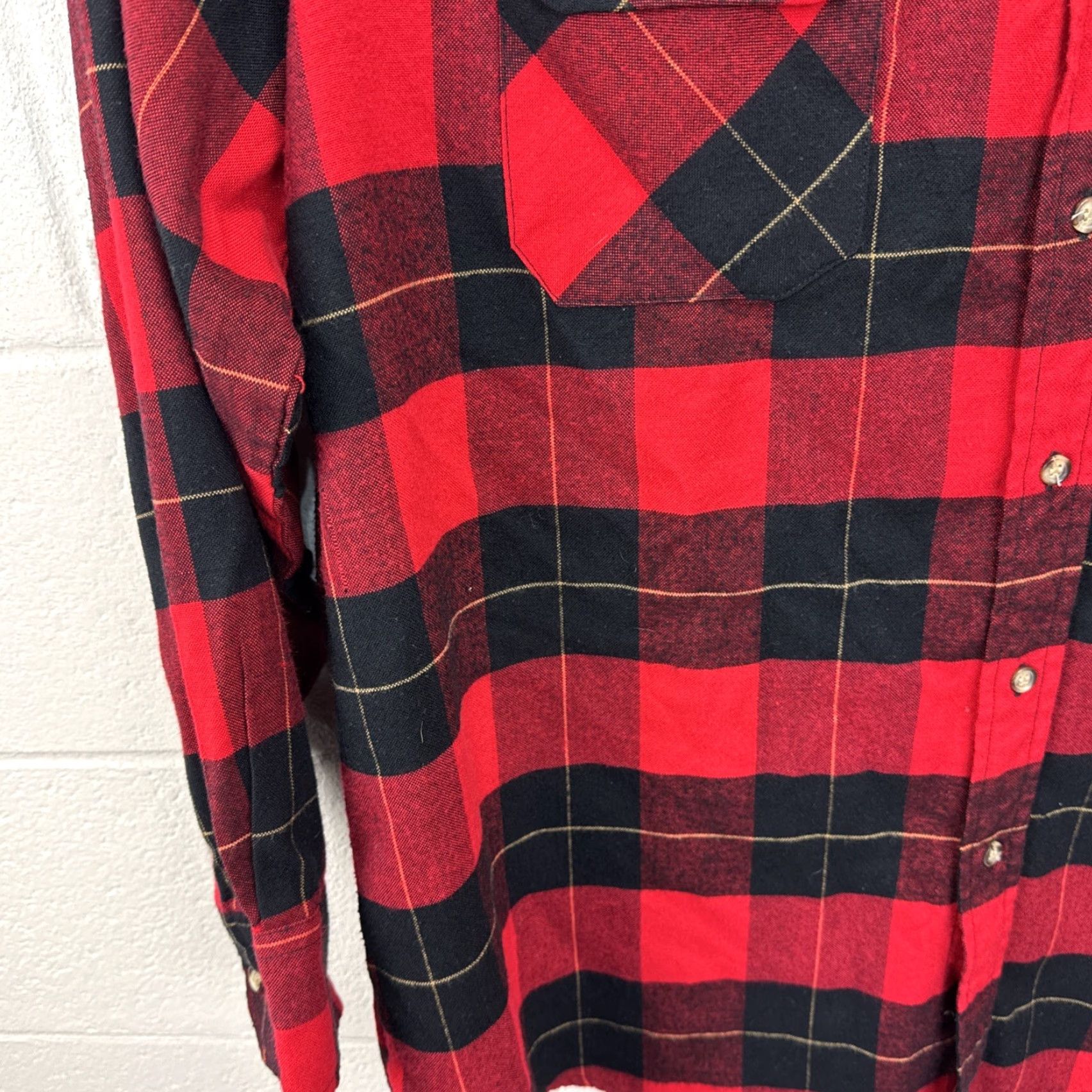 Vintage VINTAGE Timber Ridge Shirt Mens Flannel Plaid Buffalo Red Black XL Button-Up Pocketed Size US XL / EU 56 / 4 - 6 Thumbnail