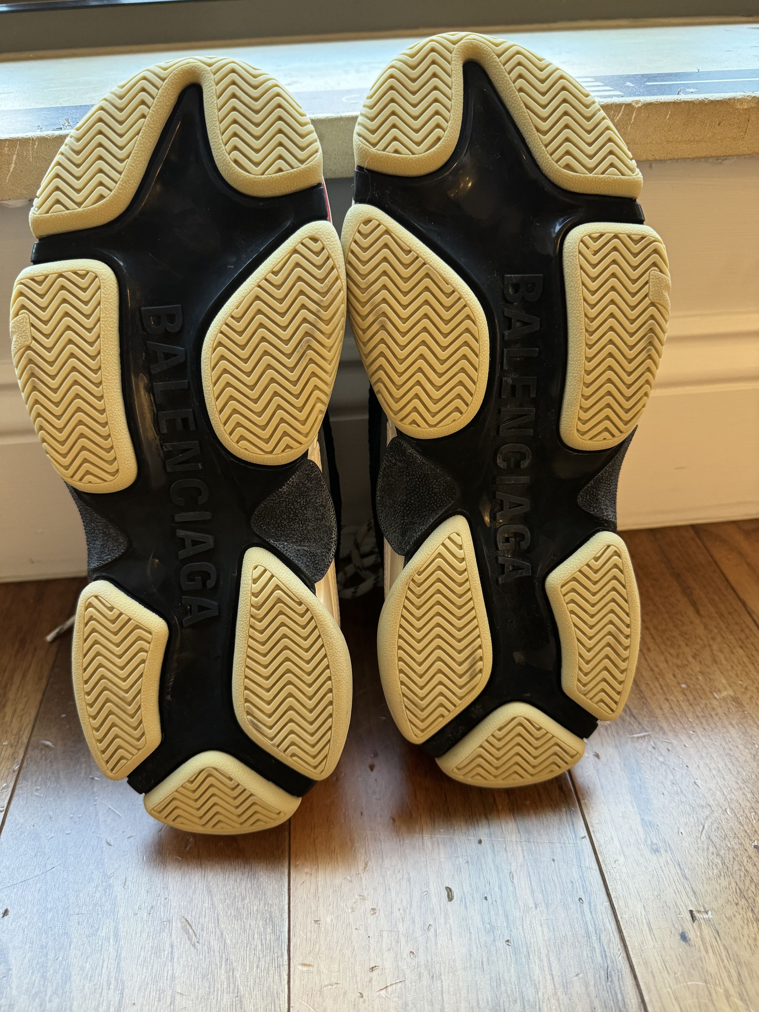Balenciaga Balenciaga Triple S Sneaker Size US 9 / IT 39 - 9 Thumbnail