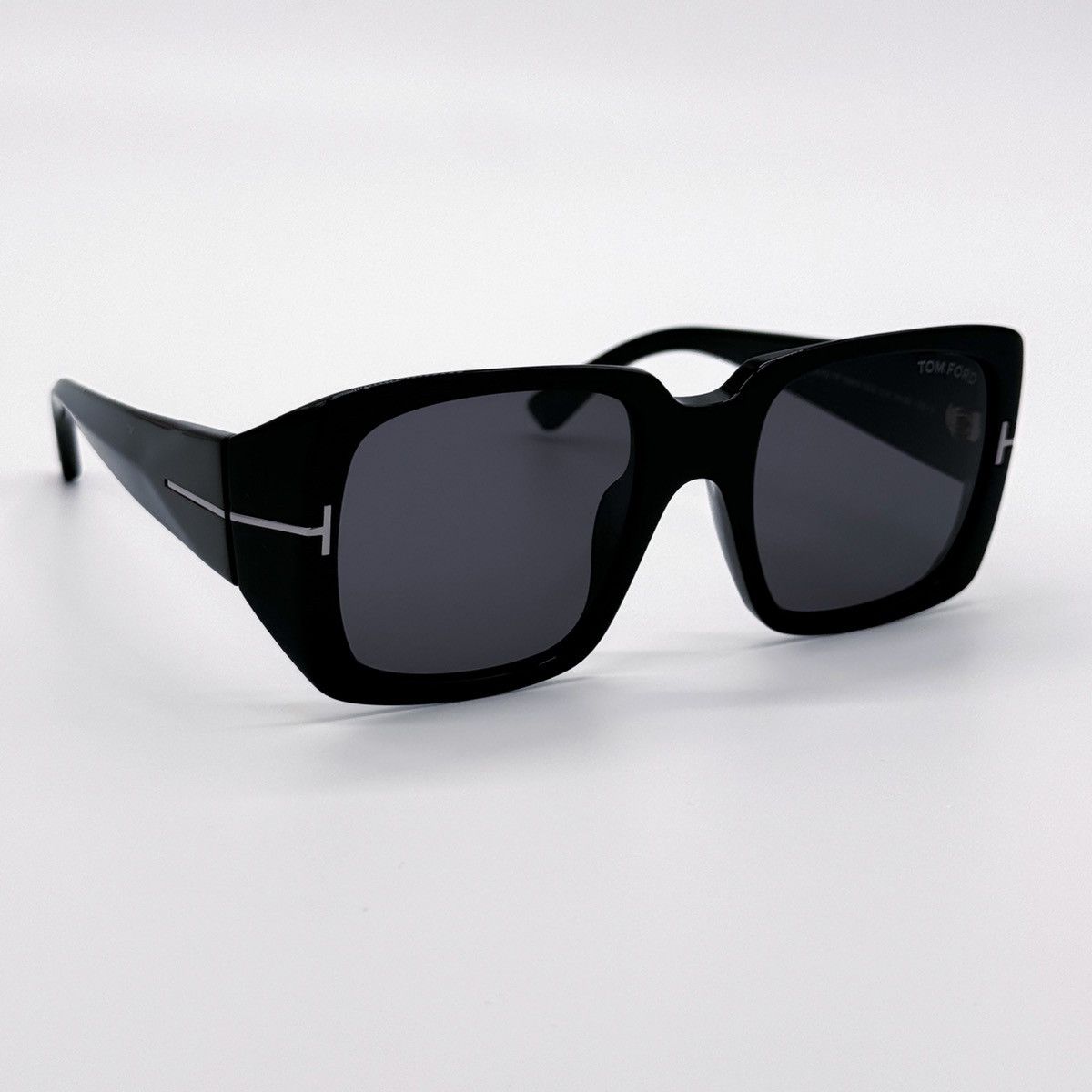Tom Ford NEW TOM FORD TF1035N 01A WOMEN SUNGLASSES RYDER-02 FT1035N/S Size ONE SIZE - 4 Thumbnail