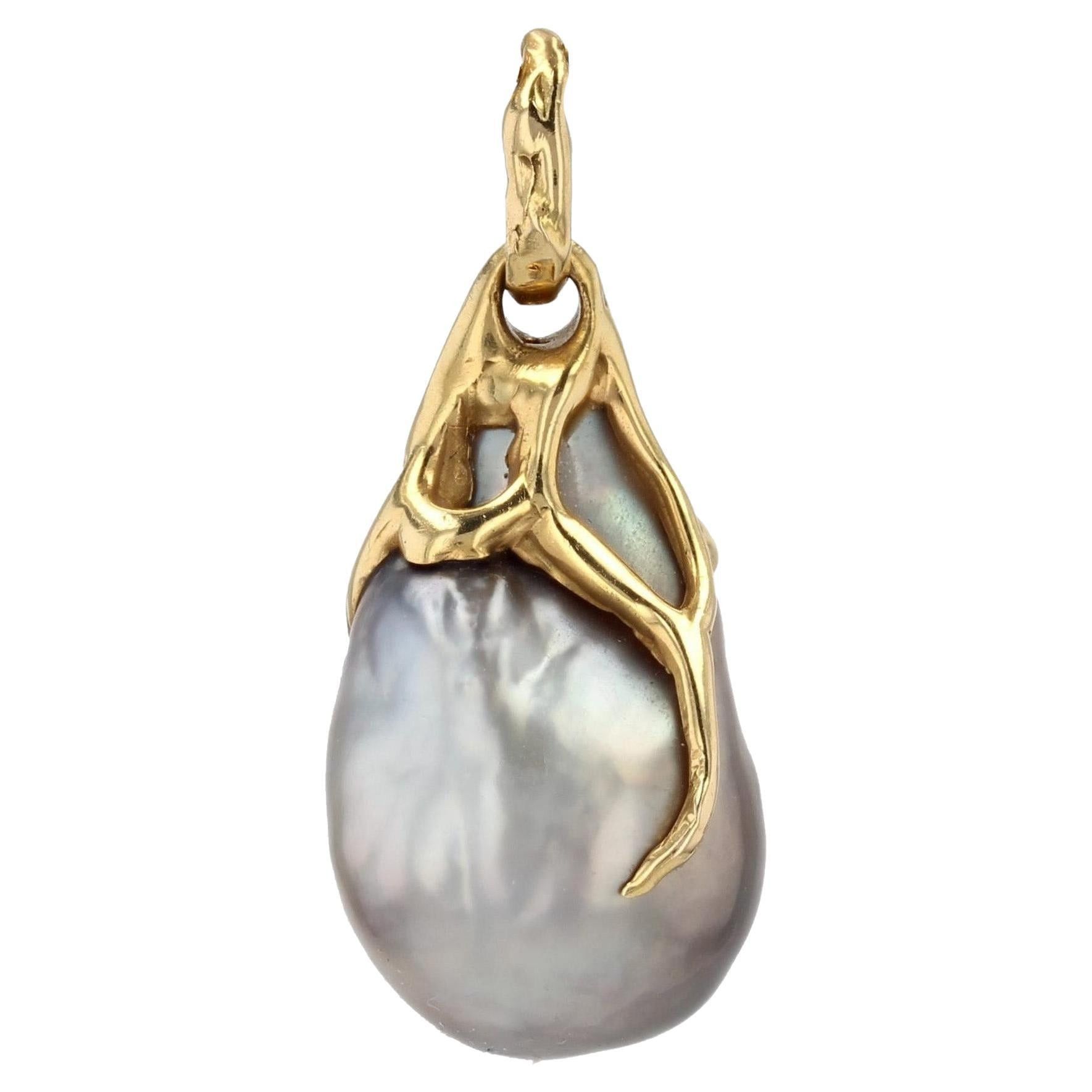 image of Vintage Modern Baroque Grey Pearl 18 Karat Yellow Gold Pendant, Women's