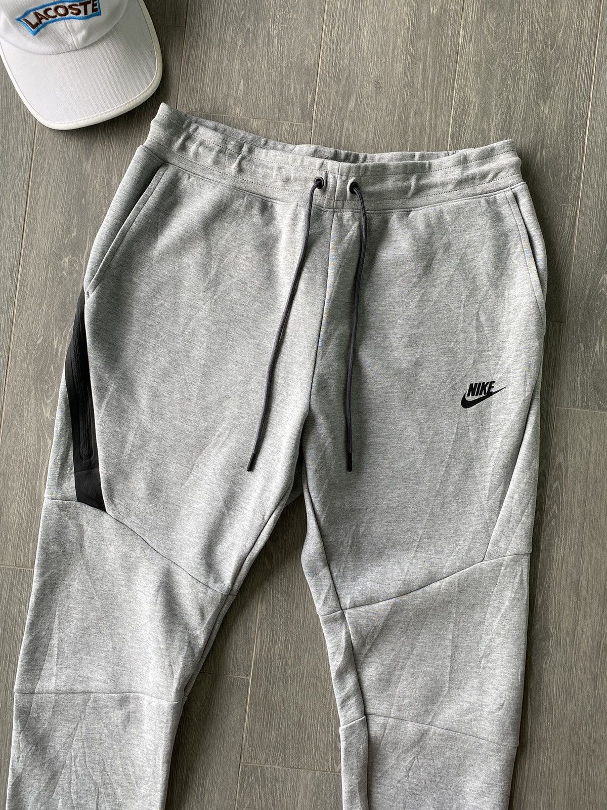 Nike Grey Nike Tech Fleece Joggers Size US 32 / EU 48 - 2 Thumbnail