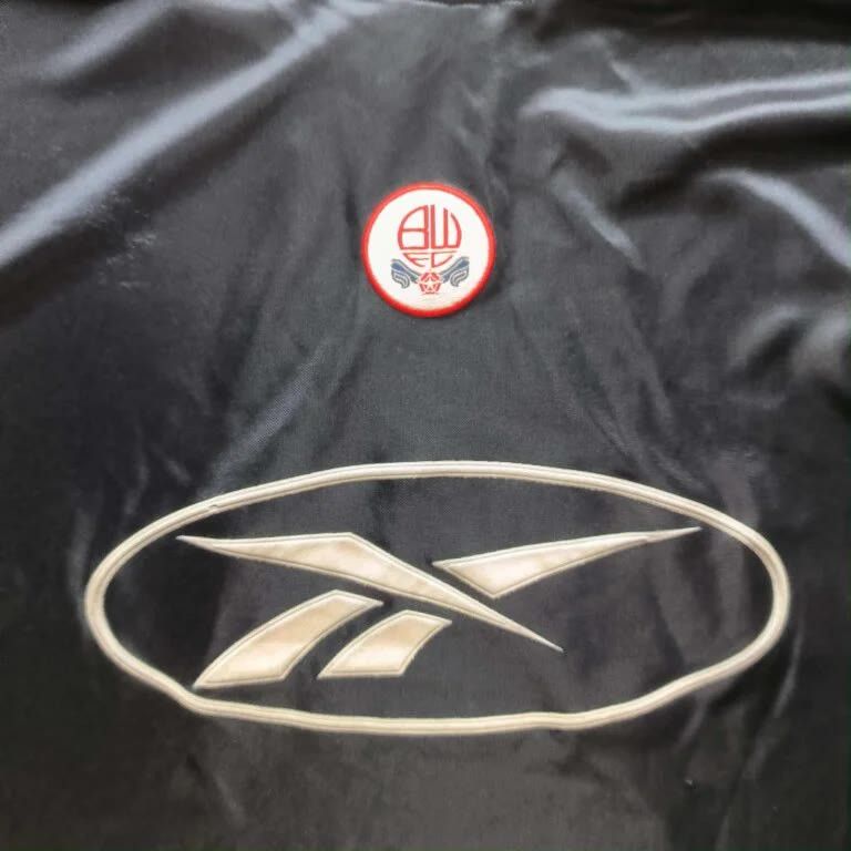 Reebok Bolton Wanderers 1998-2000 training football jersey size S Size US S / EU 44-46 / 1 - 3 Thumbnail