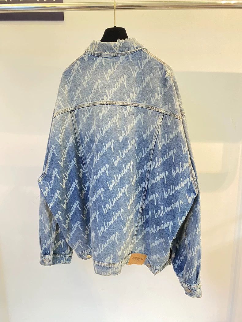 Balenciaga Balenciaga Cursive full print denim jacket 2504-Nextarrow Size US L / EU 52-54 / 3 - 4 Thumbnail