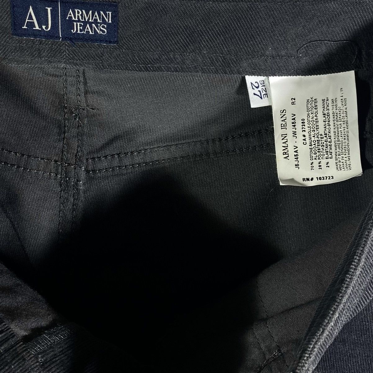 Armani Pantalon Flare Velours Côtelé Vintage 2000’s Armani Jeans Size 27" / US 4 / IT 40 - 5 Thumbnail
