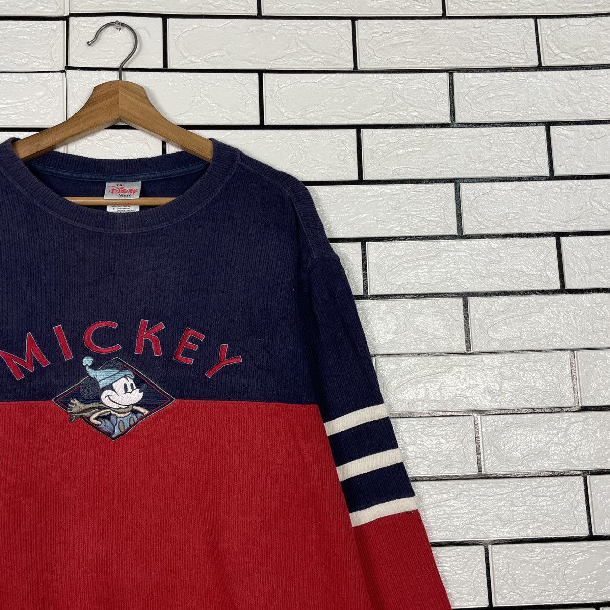 Disney Vintage The Disney Store Mickey Ski Lodge Sweatshirt Size US S / EU 44-46 / 1 - 5 Thumbnail
