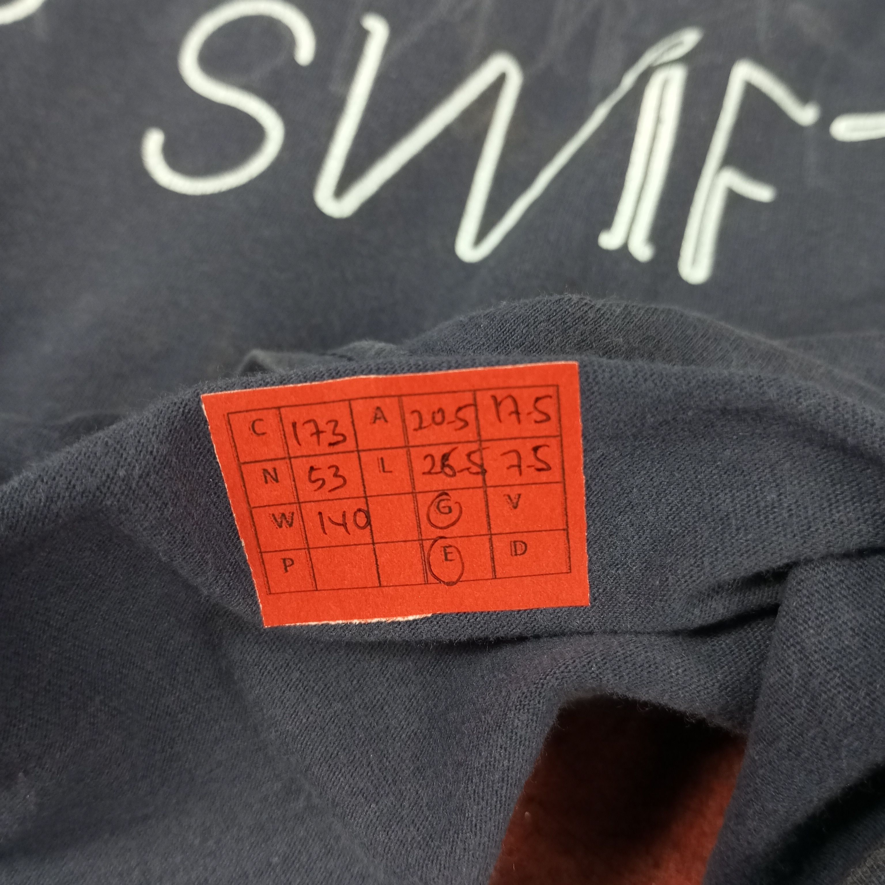 Band Tees × Vintage Taylor Swift World Tour Tshirt Size US M / EU 48-50 / 2 - 11 Thumbnail