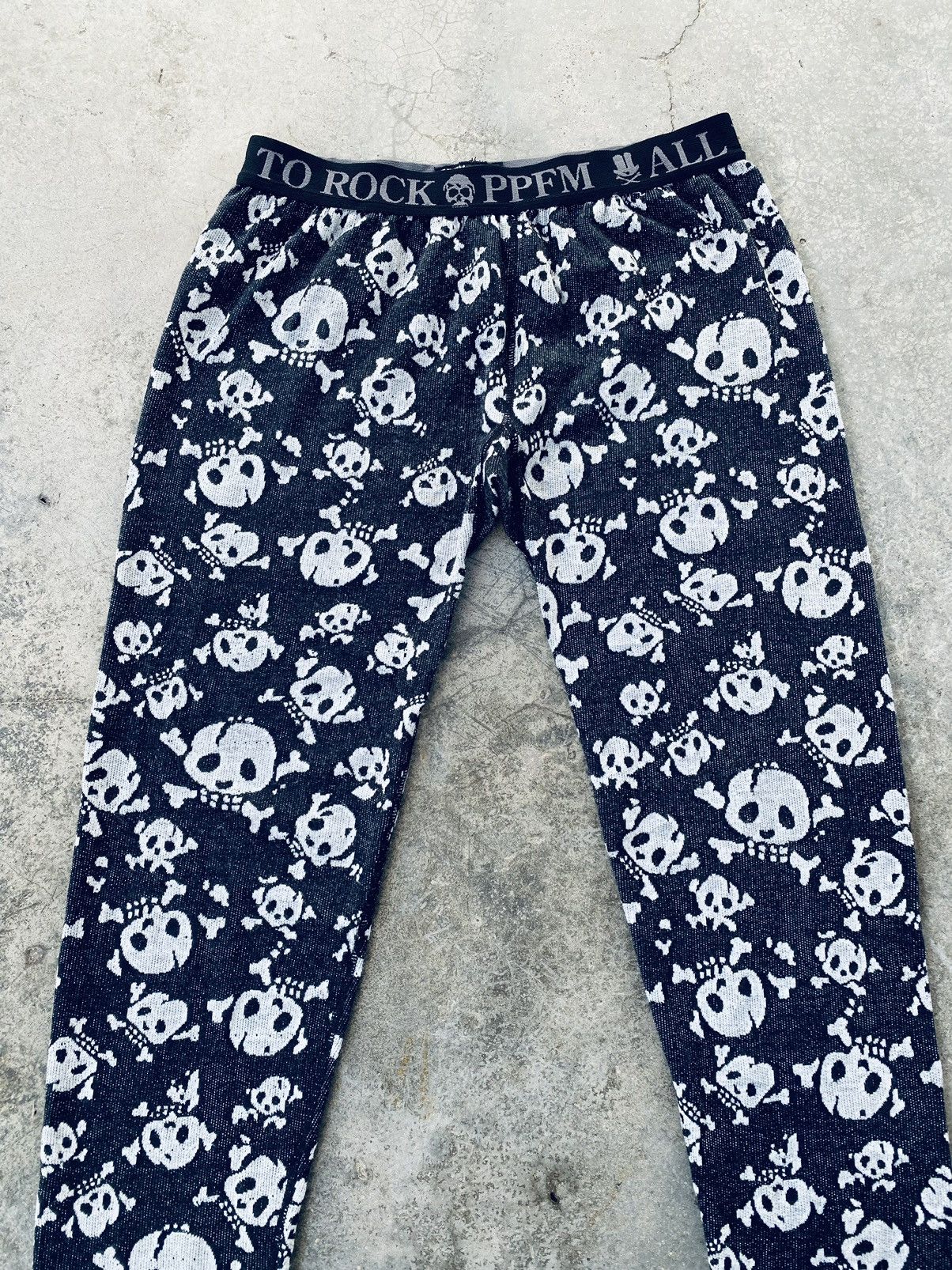 Japanese Brand Vintage PPFM Over Print Skull Leggings Size 25" / US 0 / IT 36 - 3 Thumbnail