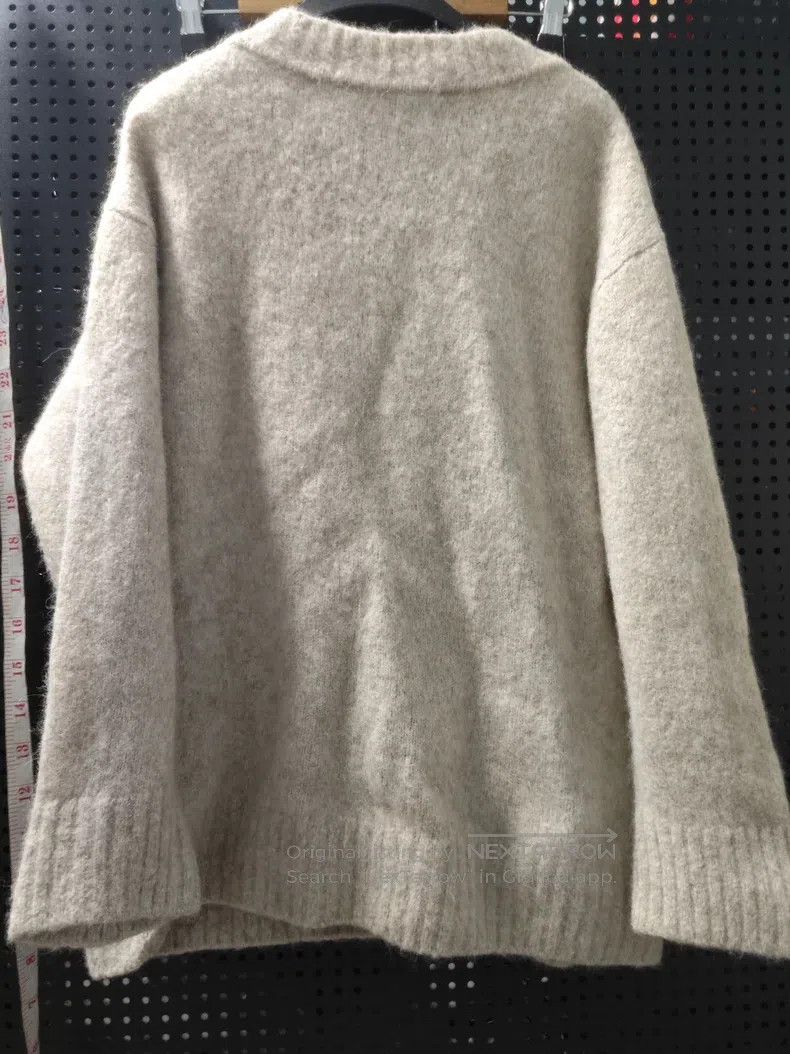 Vivienne Westwood Vivienne Westwood size 00 Oatmeal Knit Cardigan Size S / US 4 / IT 40 - 2 Thumbnail