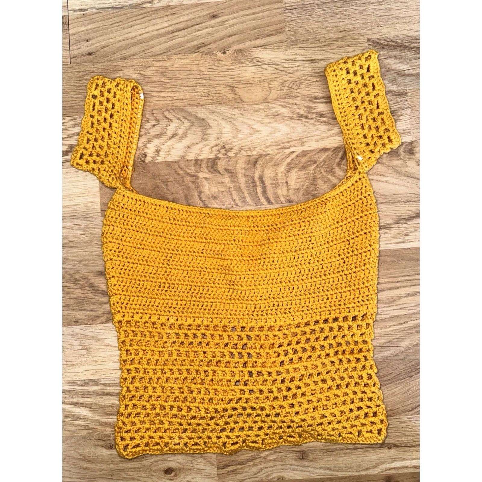 Vintage VINTAGE Charlotte Russe Beach Yarn Crochet Style Top Yellow Size S Y2K Size S / US 4 / IT 40 - 3 Thumbnail