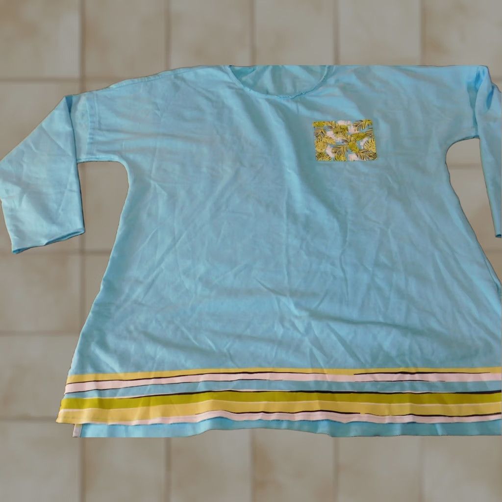 Vintage Crown & Ivy Womens Blouse 2XL Blue Crew Neck Pullover Pocket Striped Graphic Knit 100% Cotton Regular Comfort Casual Girls/Women Size XXL / US 16-18 / IT 52-54 - 1 Thumbnail