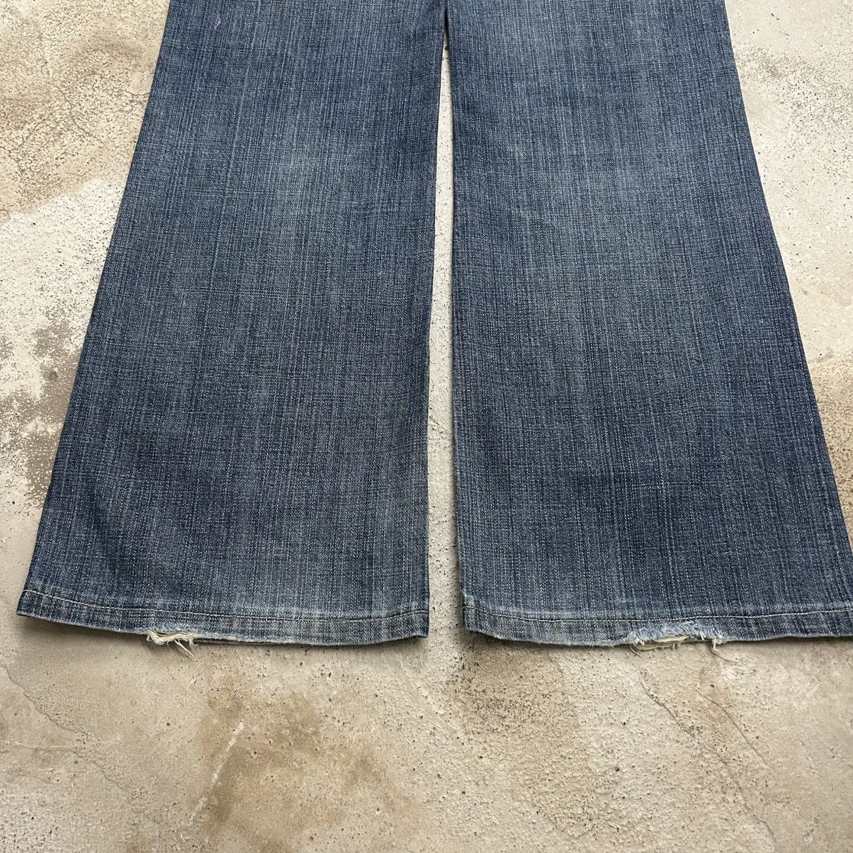 Levi's Vintage Levis 517 Flare Grey Faded Jeans Size US 32 / EU 48 - 6 Thumbnail