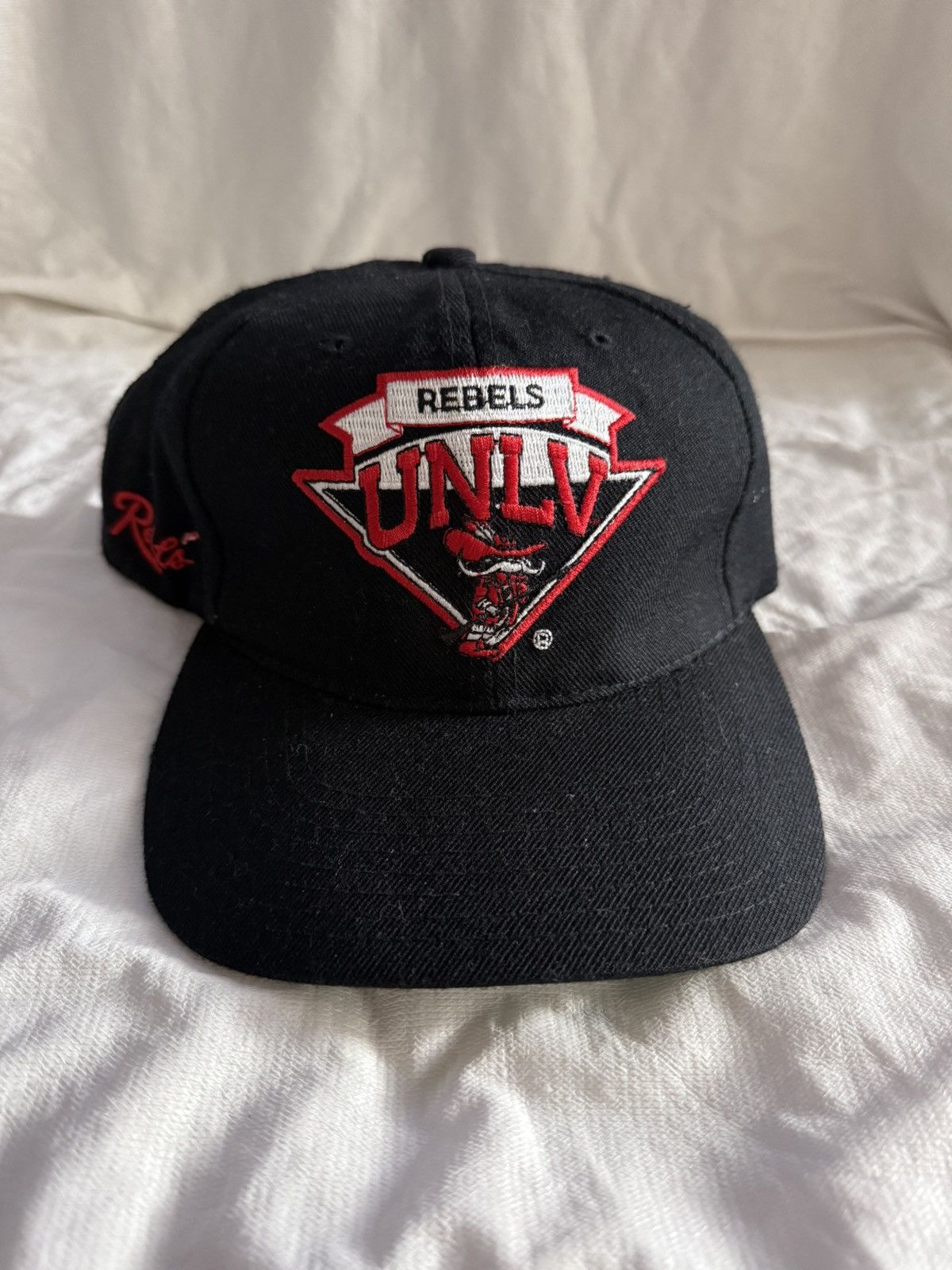 American Needle × Vintage Vintage UNLV snapback hat Size ONE SIZE - 1 Thumbnail