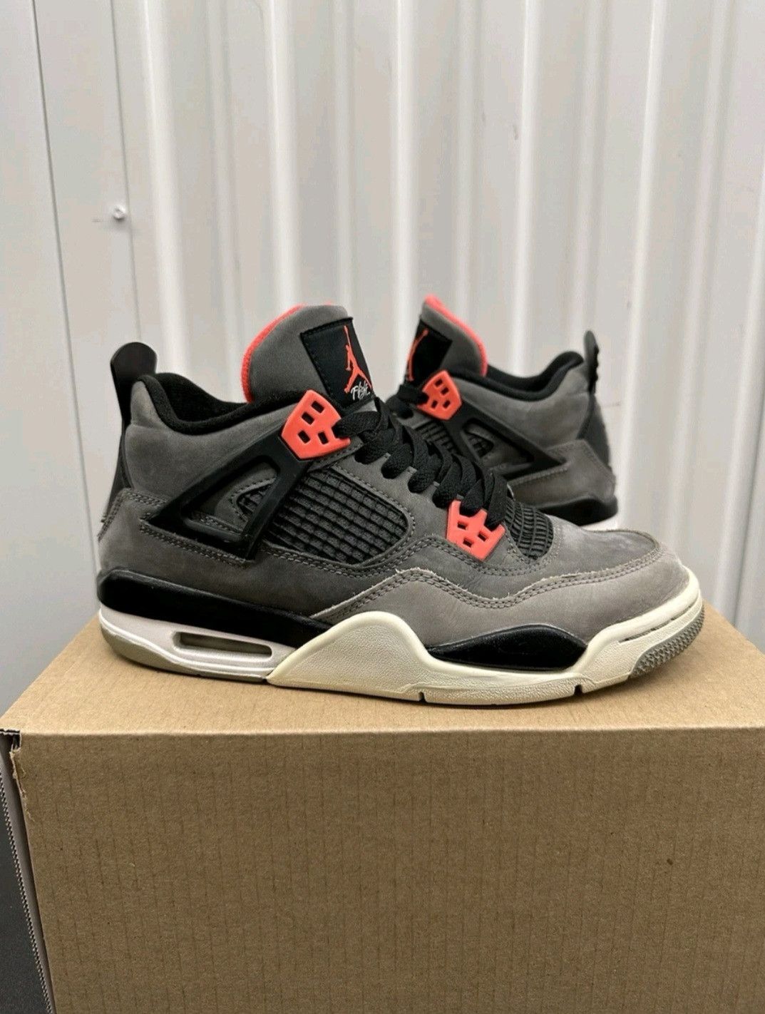 Jordan Brand Size 6.5 - Nike Air Jordan 4 Retro Infrared 408452-061 Size US 6.5 / EU 39-40 - 1 Thumbnail