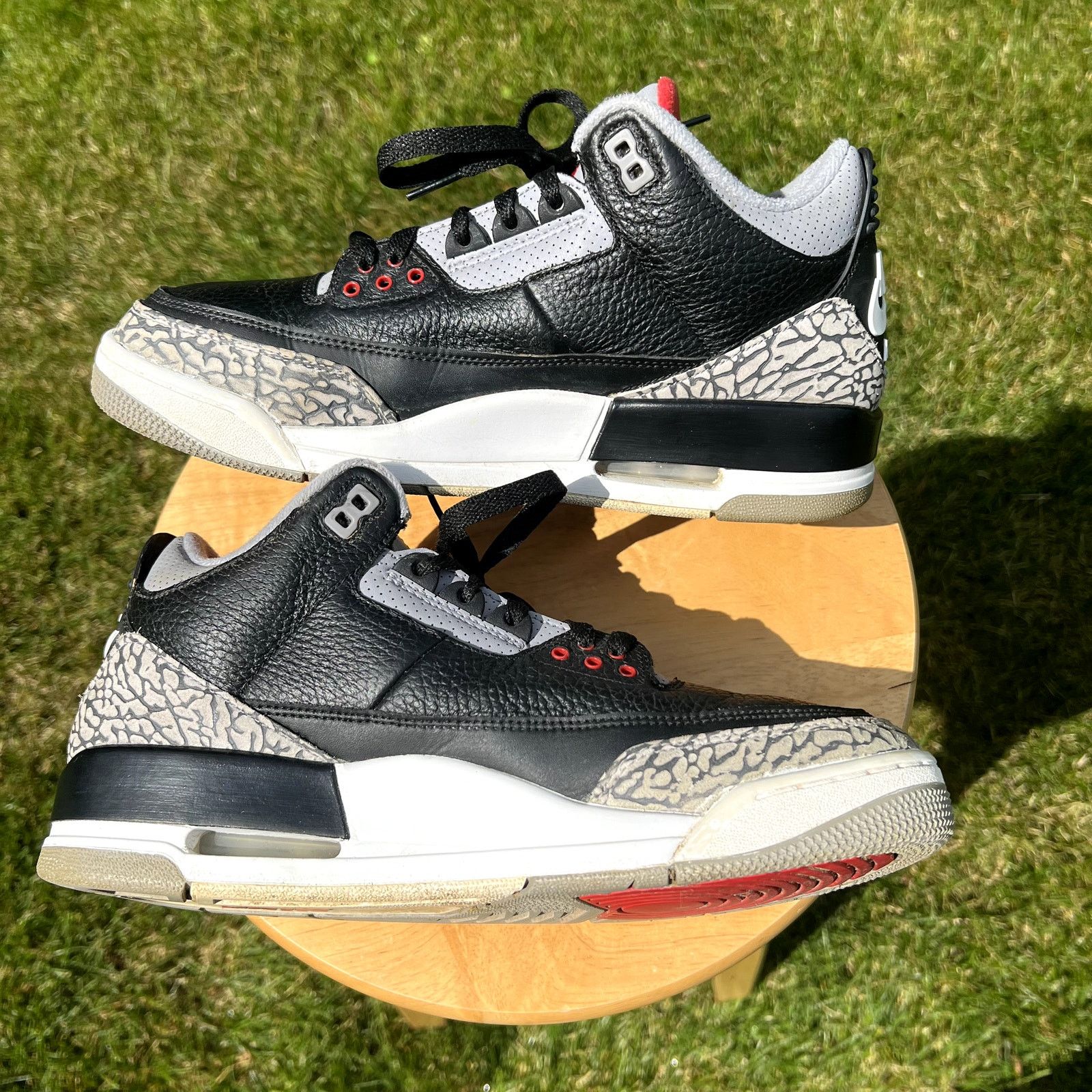 Jordan Brand × Nike Nike Air Jordan 3 Retro OG Black Cement 2018 Men's Size 9.5 Size US 9.5 / EU 42-43 - 2 Thumbnail