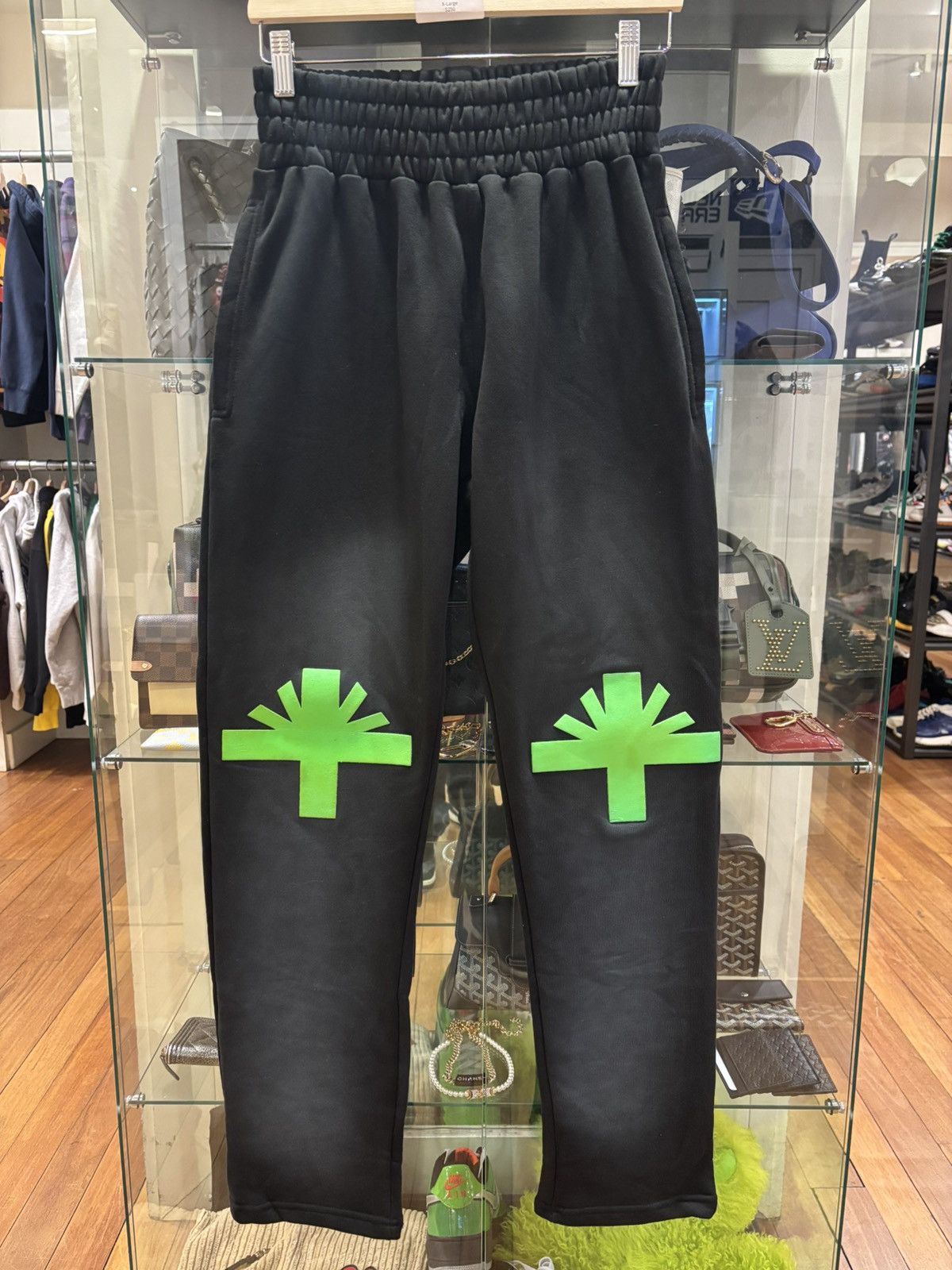 Vertabrae Vertabrae Knee Logo Sweatpants Size US 32 / EU 48 - 1 Thumbnail