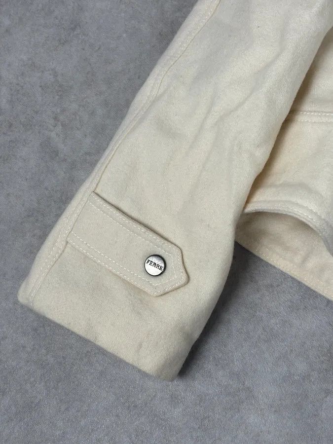 Gianfranco Ferre 2000s Gianfranco Ferre Creamy Fur Leather Jacket Size S / US 4 / IT 40 - 8 Thumbnail