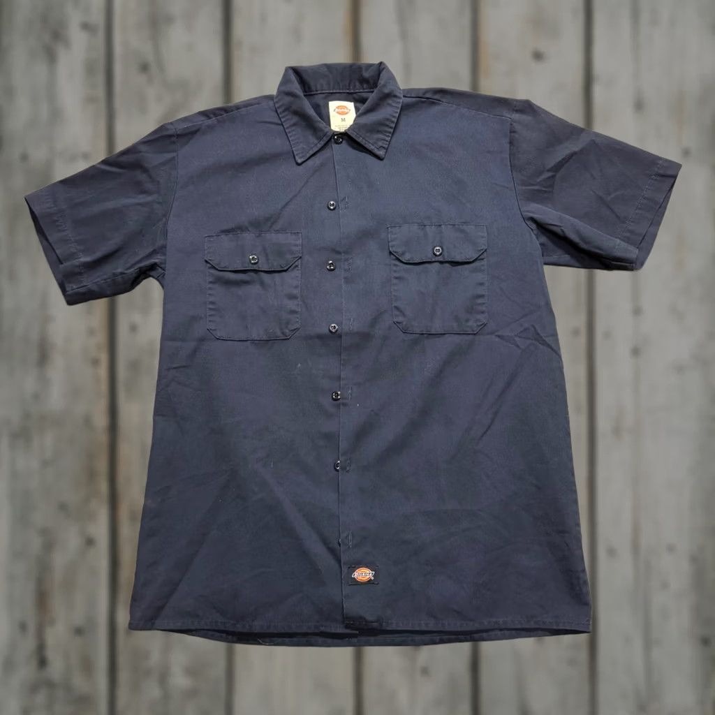 Dickies VINTAGE Dickies Button Up Shirt Mens M Navy Blue Oversized Collared Dress Casual 90s Mens Size US M / EU 48-50 / 2 - 1 Thumbnail