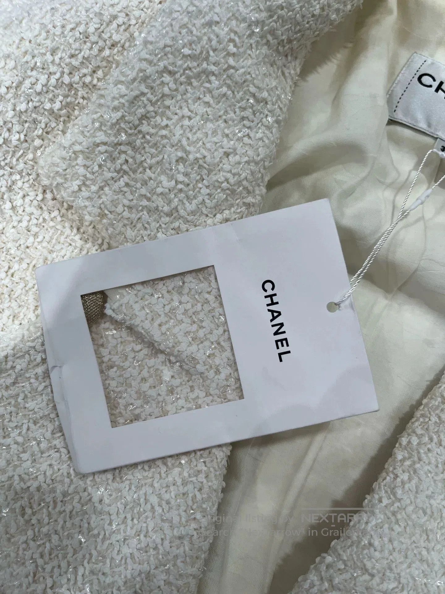 Chanel Chanel 22S White Tweed Jacket fr36. Size US M / EU 48-50 / 2 - 4 Thumbnail