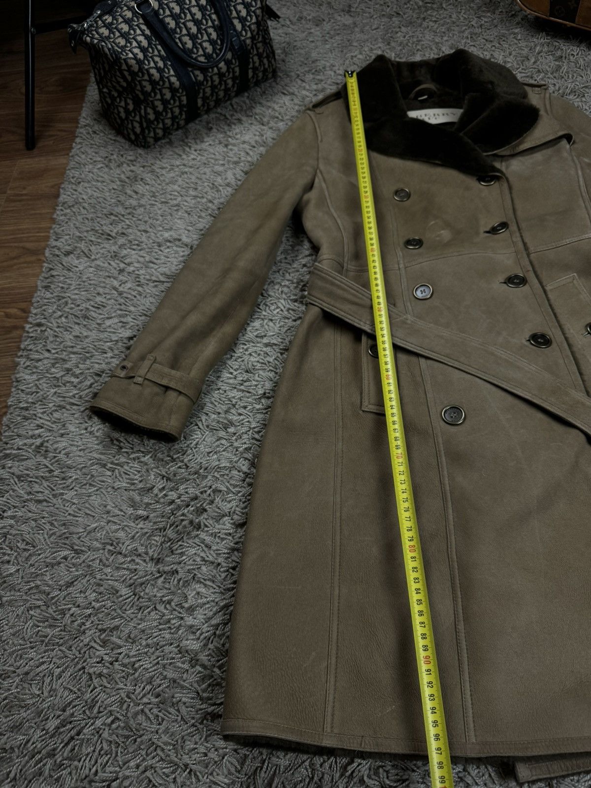 Burberry Shearling coat Burberry lambskin coat original luxury item Size S / US 4 / IT 40 - 8 Thumbnail