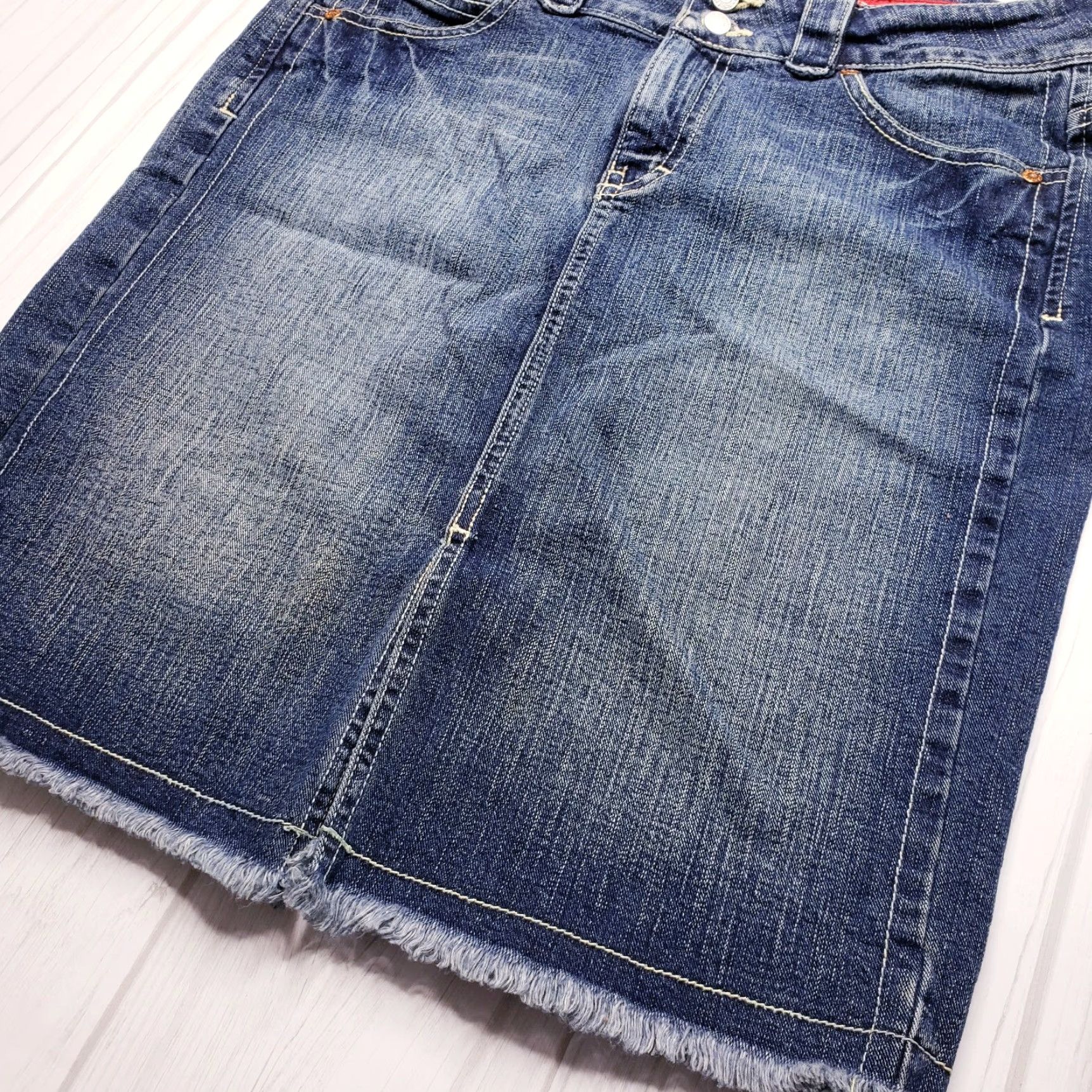 Guess VINTAGE GUESS JEANS Womens Denim Blue Pencil Straight Skirt 29, Knee Length, 90s Size 29" - 3 Thumbnail