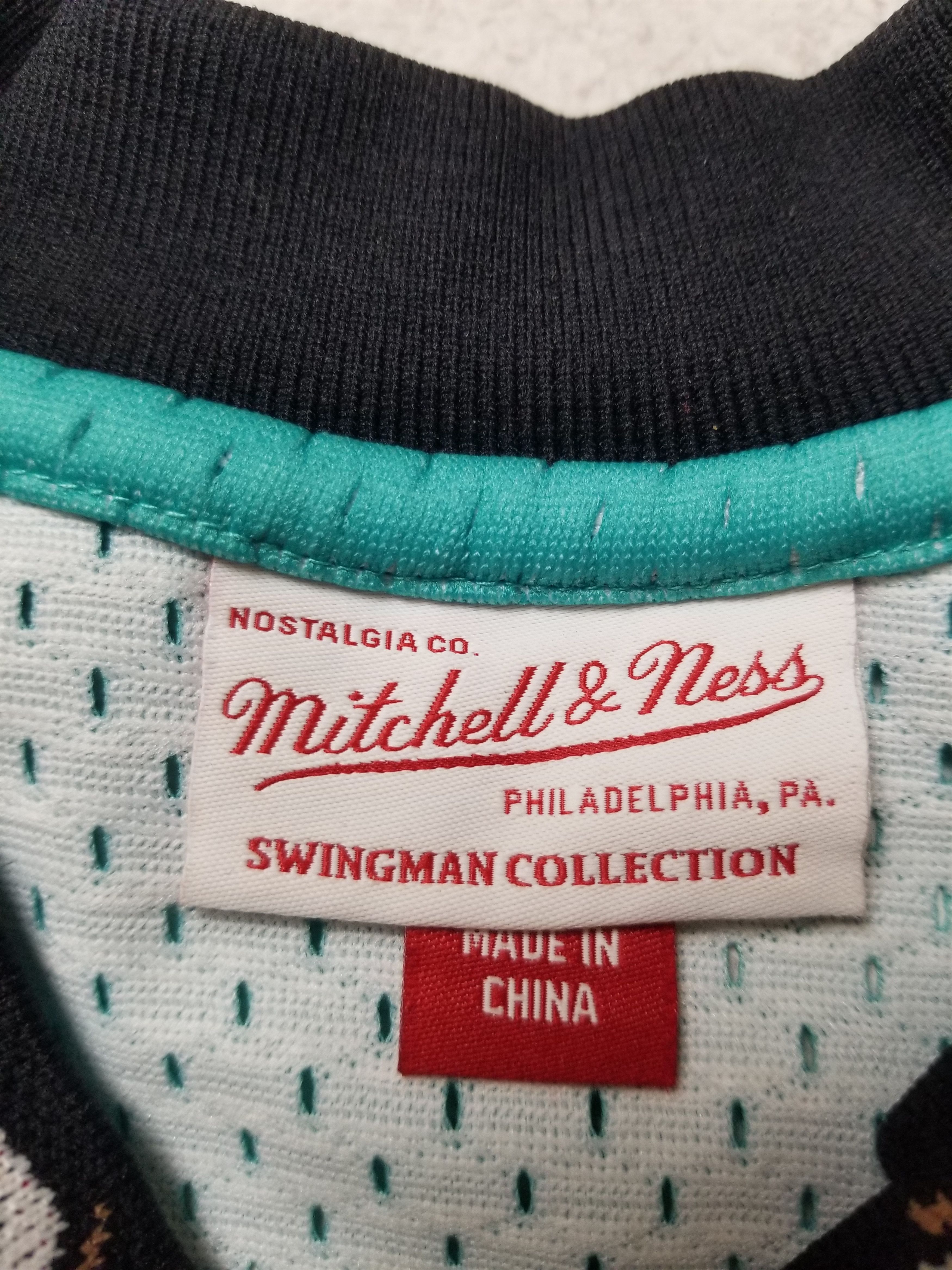 Mitchell & Ness Teal Vancouver Grizzlies Mike Bibby #10 Swingman Jersey Size US M / EU 48-50 / 2 - 18 Thumbnail