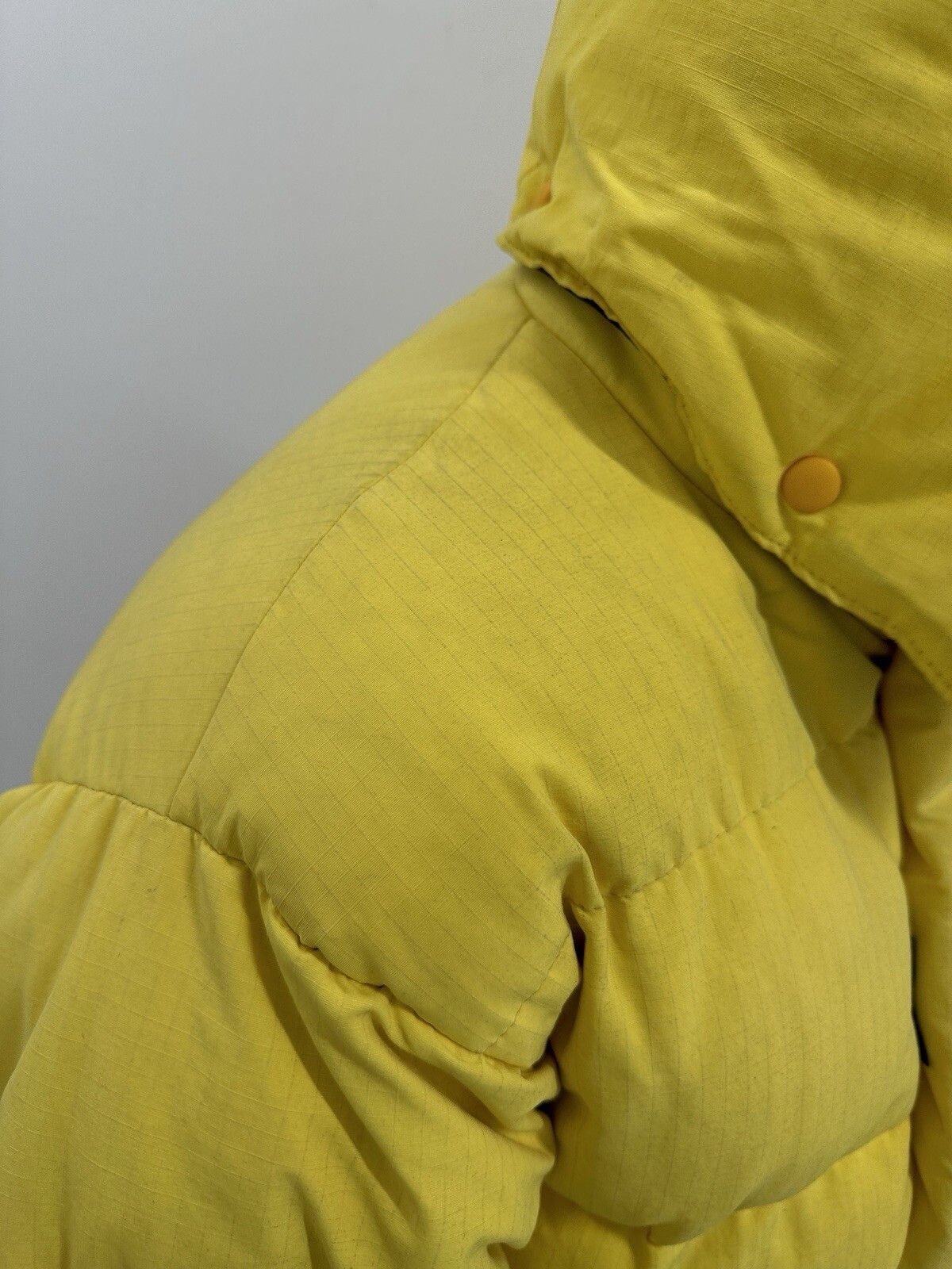 Schott Vintage 1990s 90s Yellow Puffer Down Jacket Schott NYC Men Size US S / EU 44-46 / 1 - 13 Thumbnail