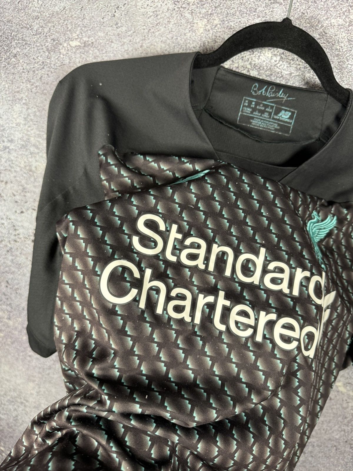 New Balance × Vintage Vintage Liverpool 2019/20 Third New Balance Jersey Blokcore Size US M / EU 48-50 / 2 - 7 Thumbnail