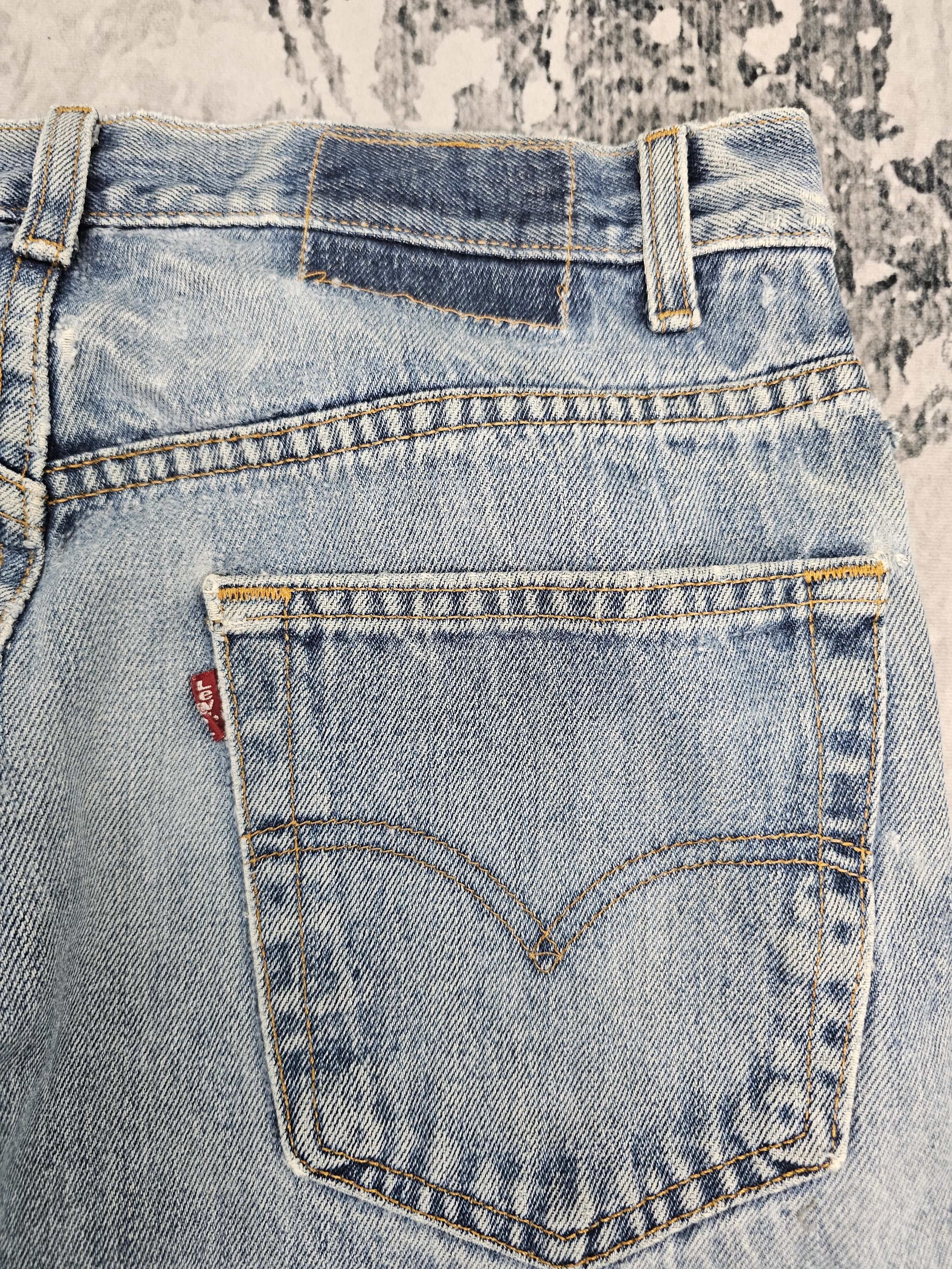Levi's Vintage Clothing Vtg LEVIS 505 Regular Fit Faded Ripped Blue Jeans L0575 Size US 32 / EU 48 - 10 Thumbnail