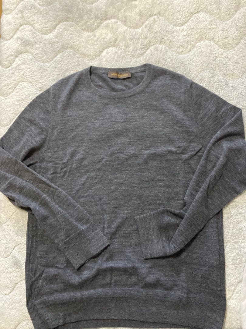 Louis Vuitton Louis Vuitton Gray Cashmere Crew Neck Sweater 2 Size US L / EU 52-54 / 3 - 1 Thumbnail