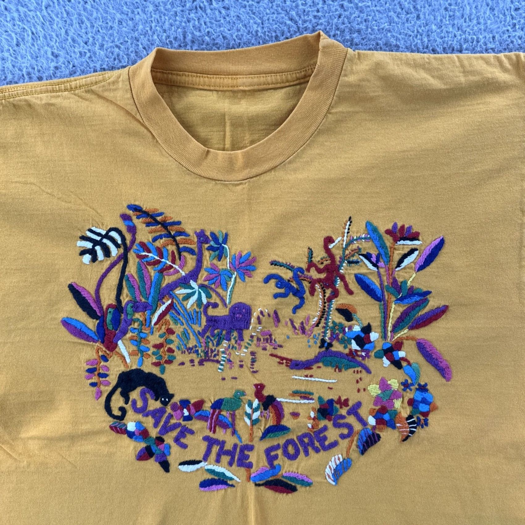 Vintage VINTAGE Forest Shirt Adult Large Yellow Short Sleeve Crew Neck Embroidered Save The Forest 90s Art Animals Mens Size US L / EU 52-54 / 3 - 5 Thumbnail