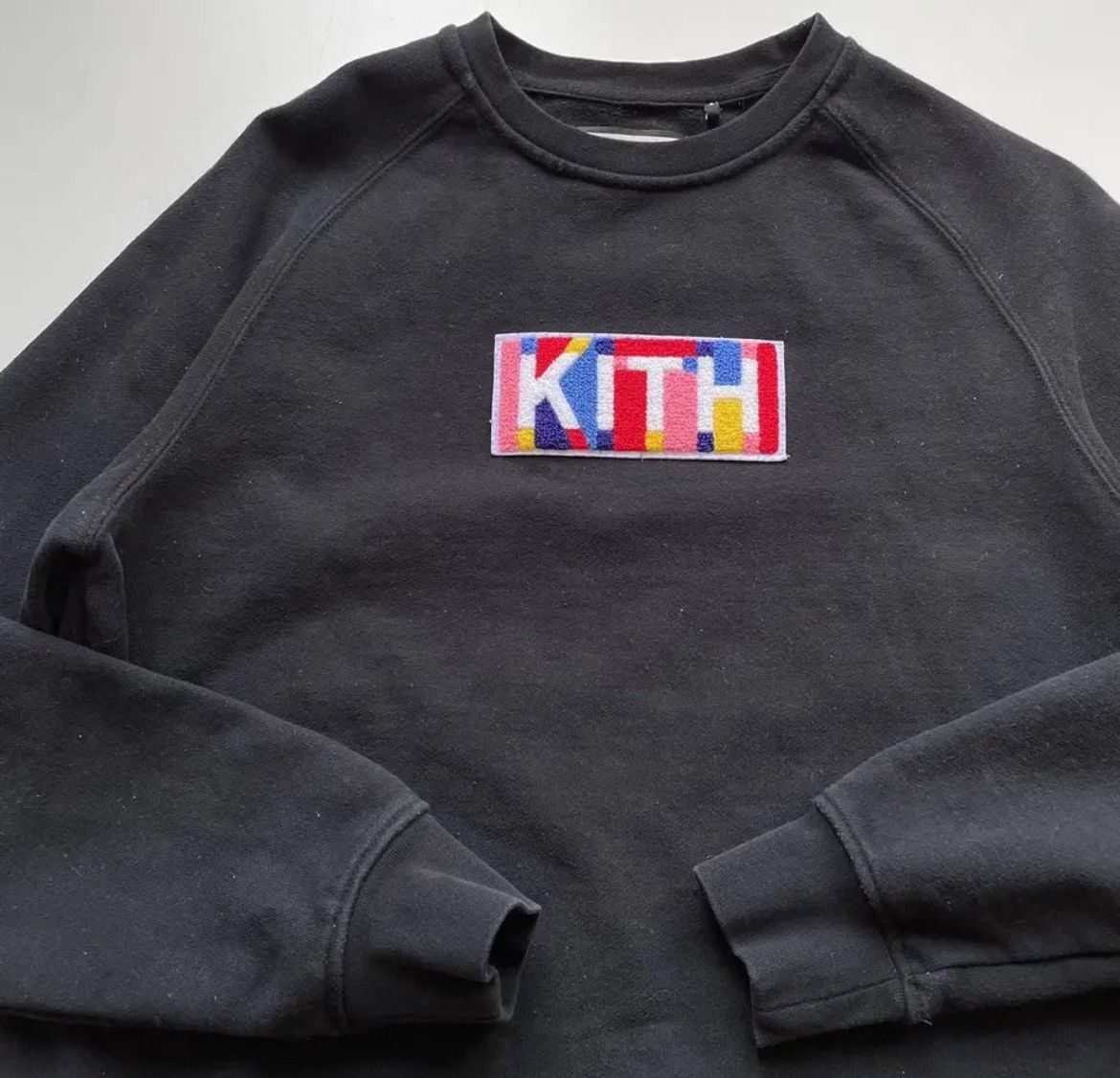 KITH Geo Color Crewneckボックスロゴ KITH キス BOX LOGO カラー