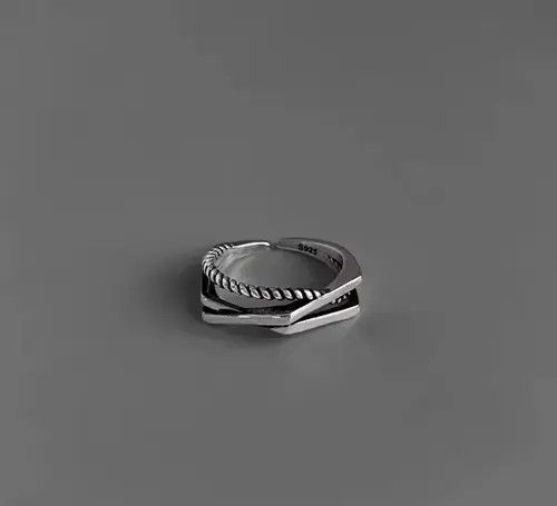 VIBE Retro punk ring Size ONE SIZE - 2 Thumbnail