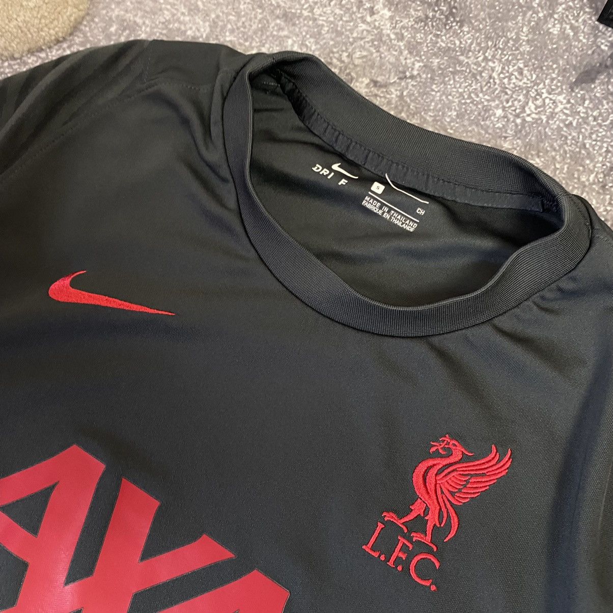 Nike Men’s Nike FC Liverpool Small logo football team jersey Size US S / EU 44-46 / 1 - 5 Thumbnail