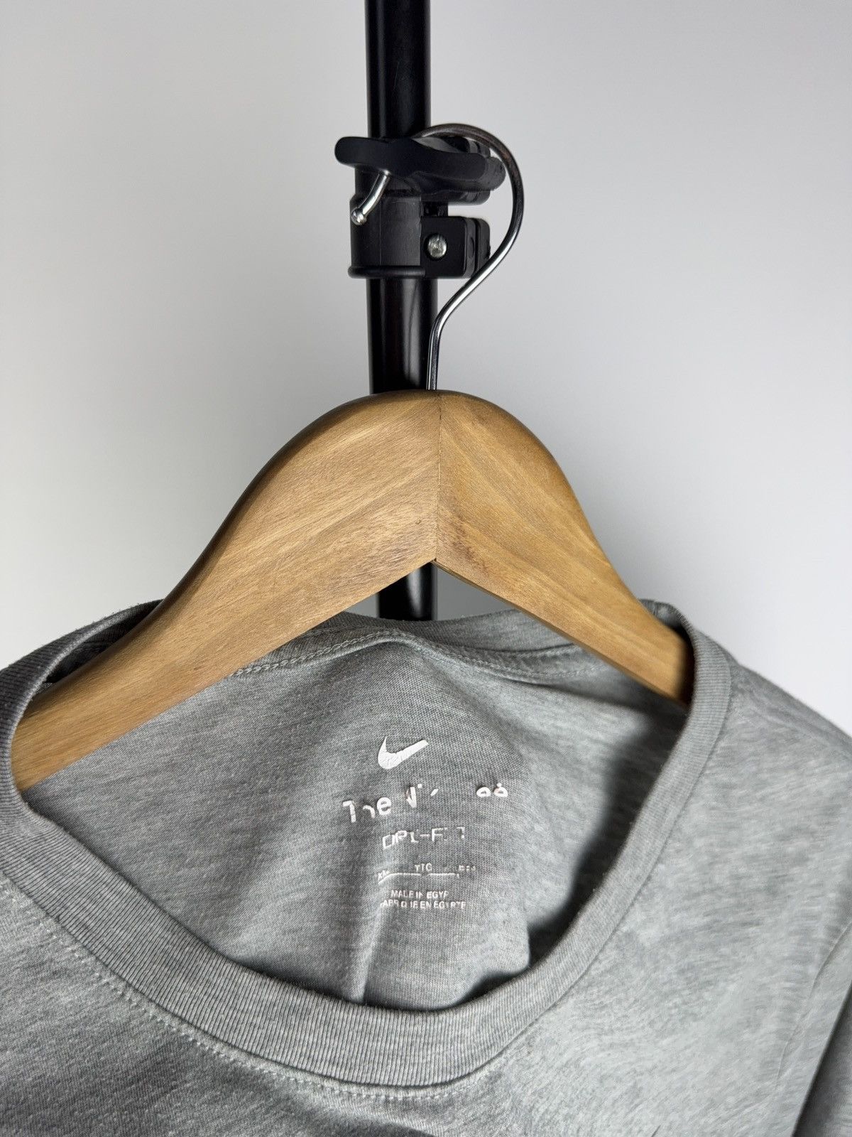 Nike 00s Nike Y2K Dri-FIT Big Logo Athlete Logo Tee Gray 2XL Size US XXL / EU 58 / 5 - 4 Thumbnail