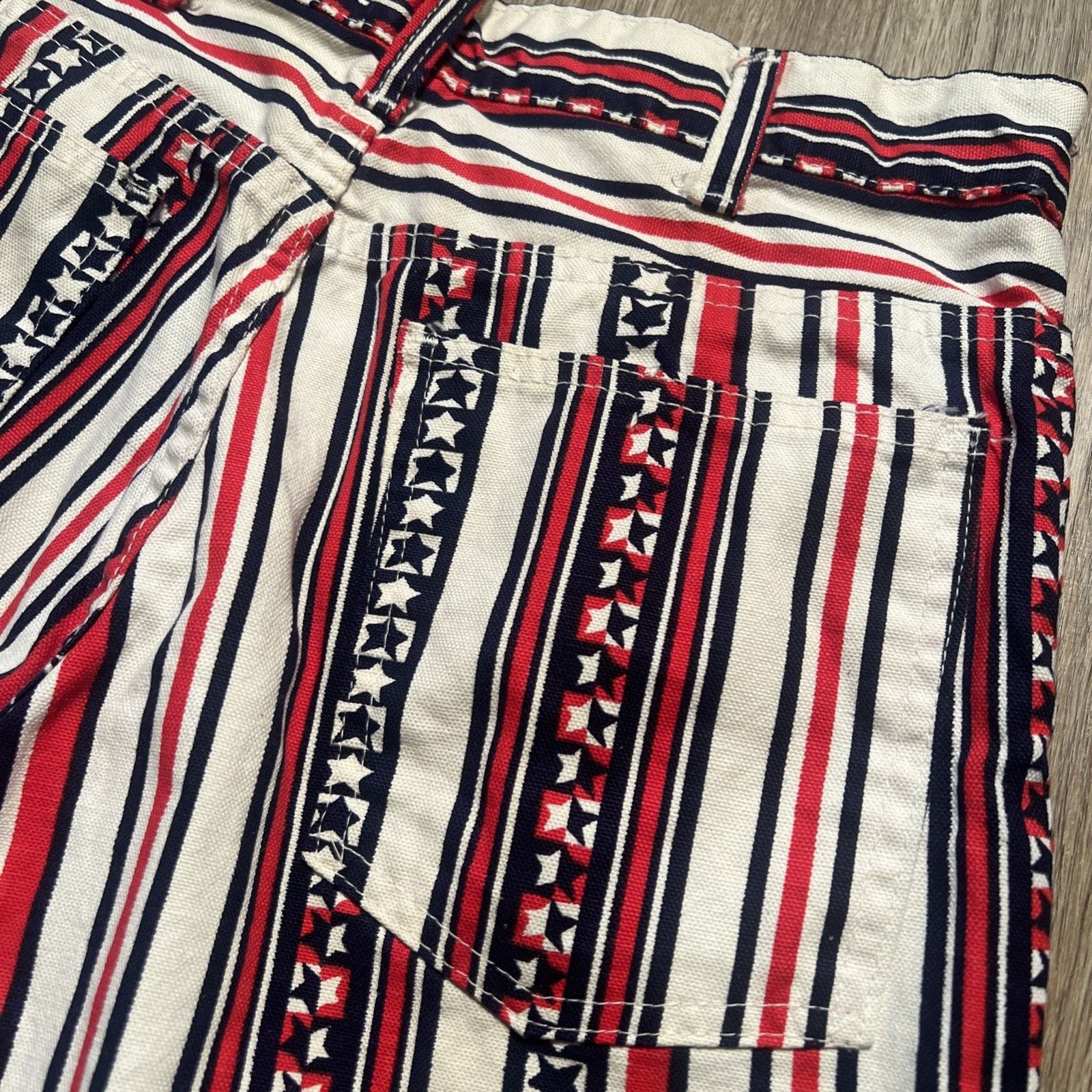Levi's 60s Vintage LEVI'S Big E Stars Stripes Flare Jeans 29 27 VGC Size US 29 - 11 Thumbnail